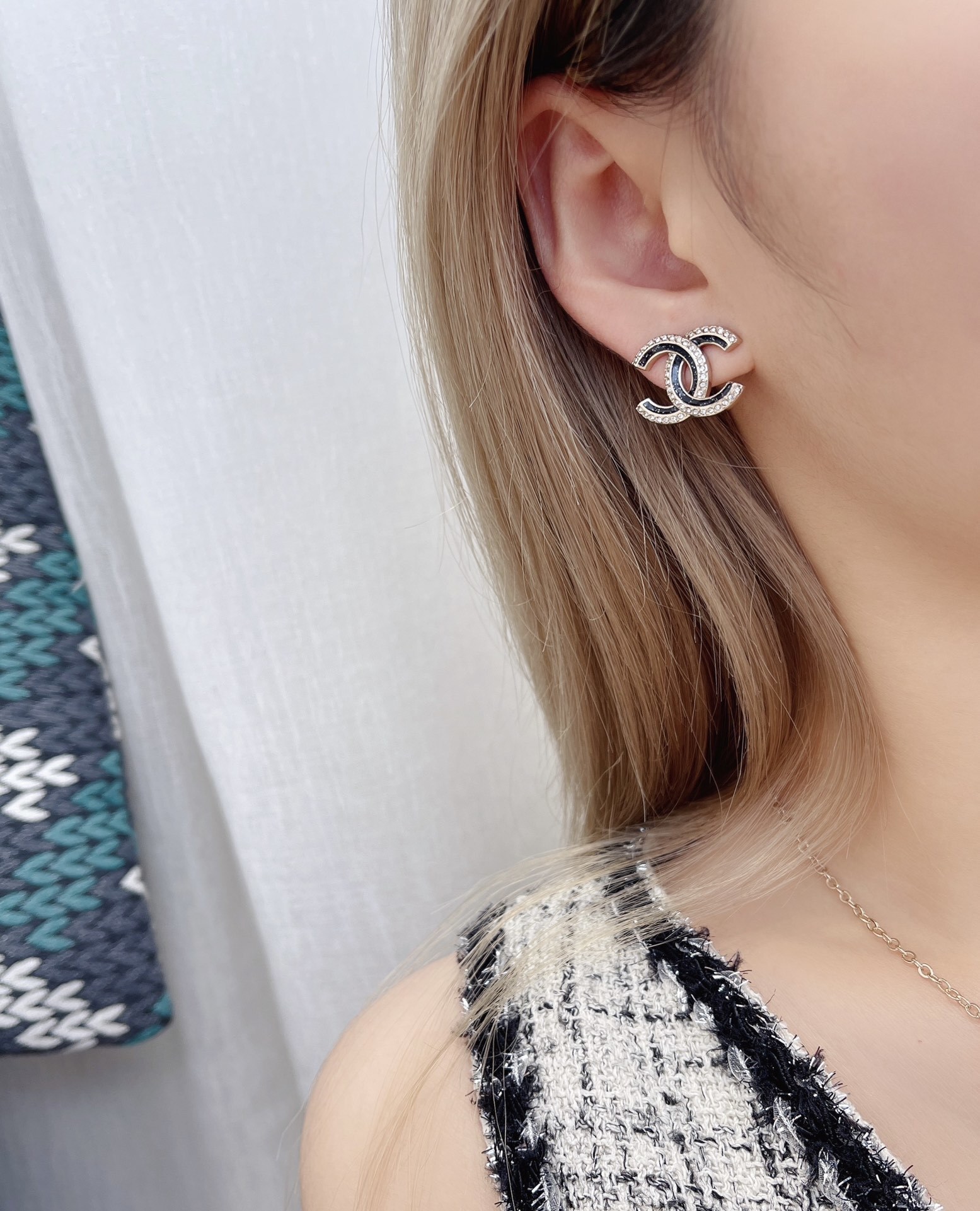 Luxury CC Logo Stud Earrings with Sparkling Crystals & Black Inlay