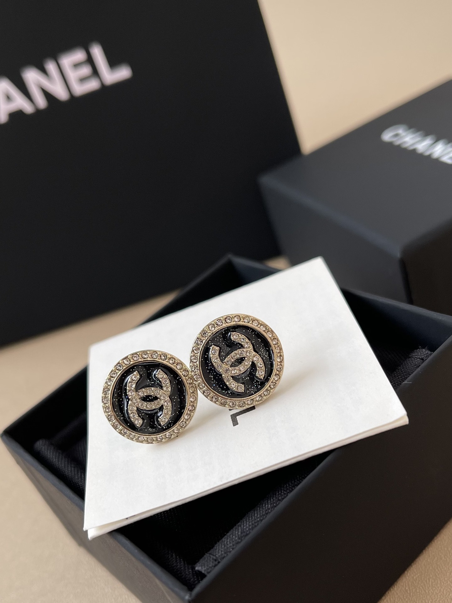Chanel CC Logo Stud Earrings - Black Resin & Strass Gold-Tone