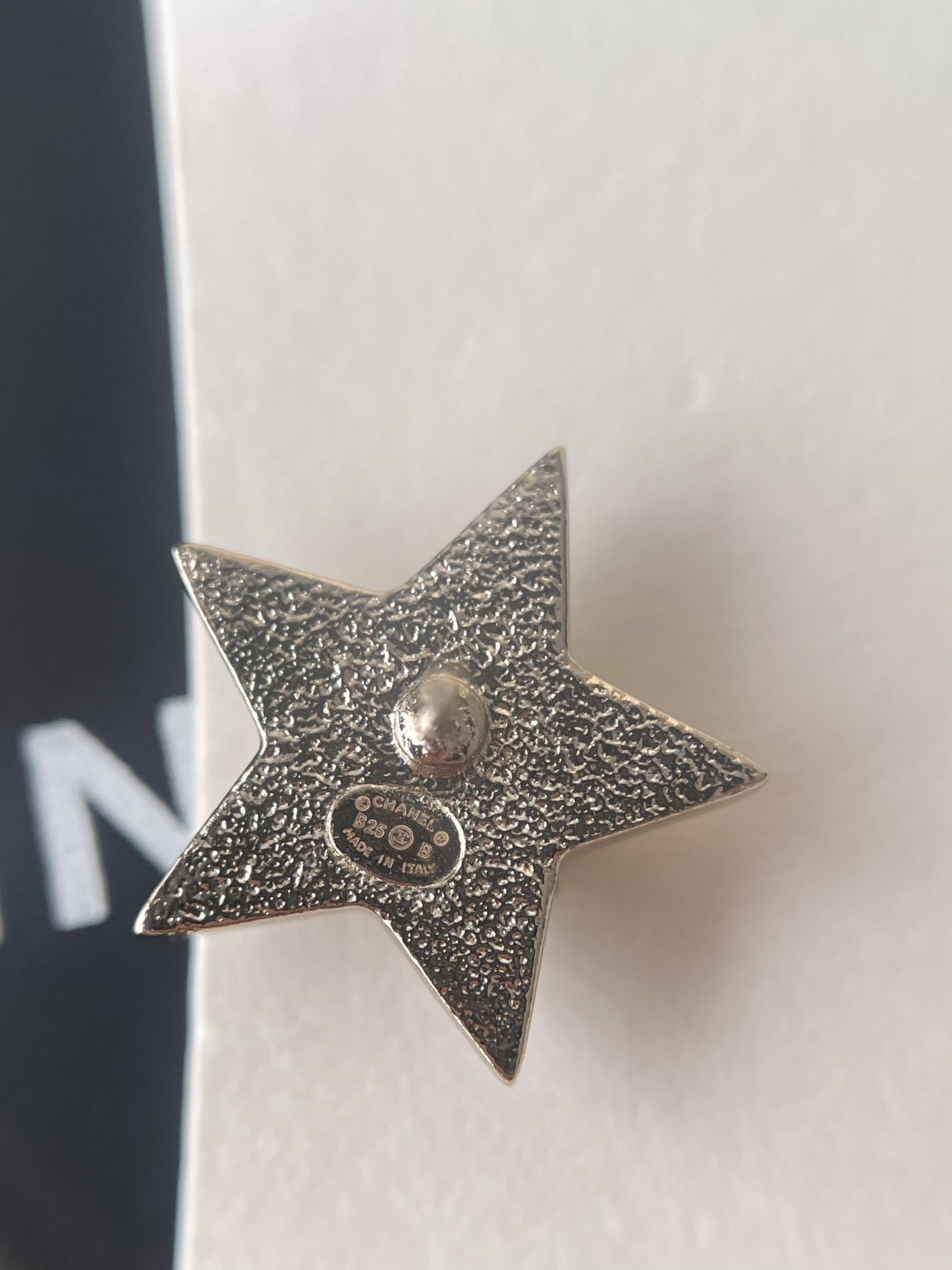 Luxury Star Crystal CC Logo Stud Earrings - Elegant Champagne Gold