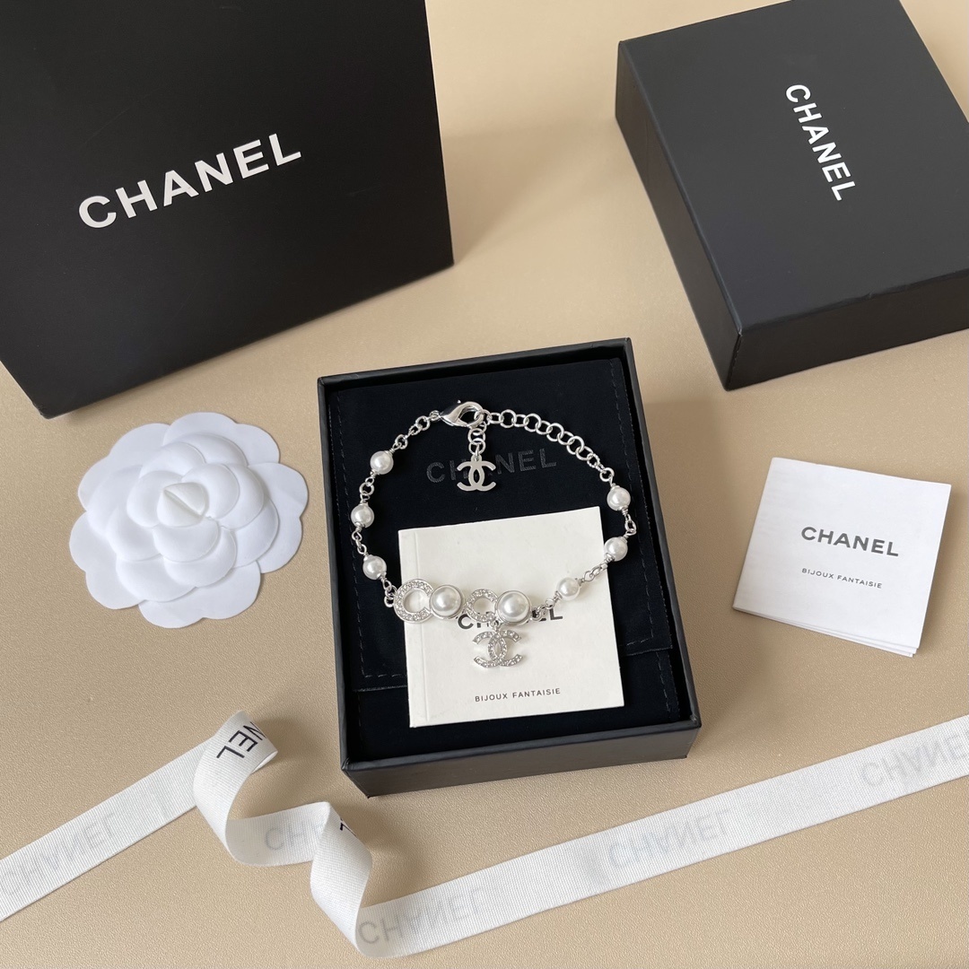 Chanel CC Logo Pearl Bracelet - Silver Metal & Crystal - 2025 Edition