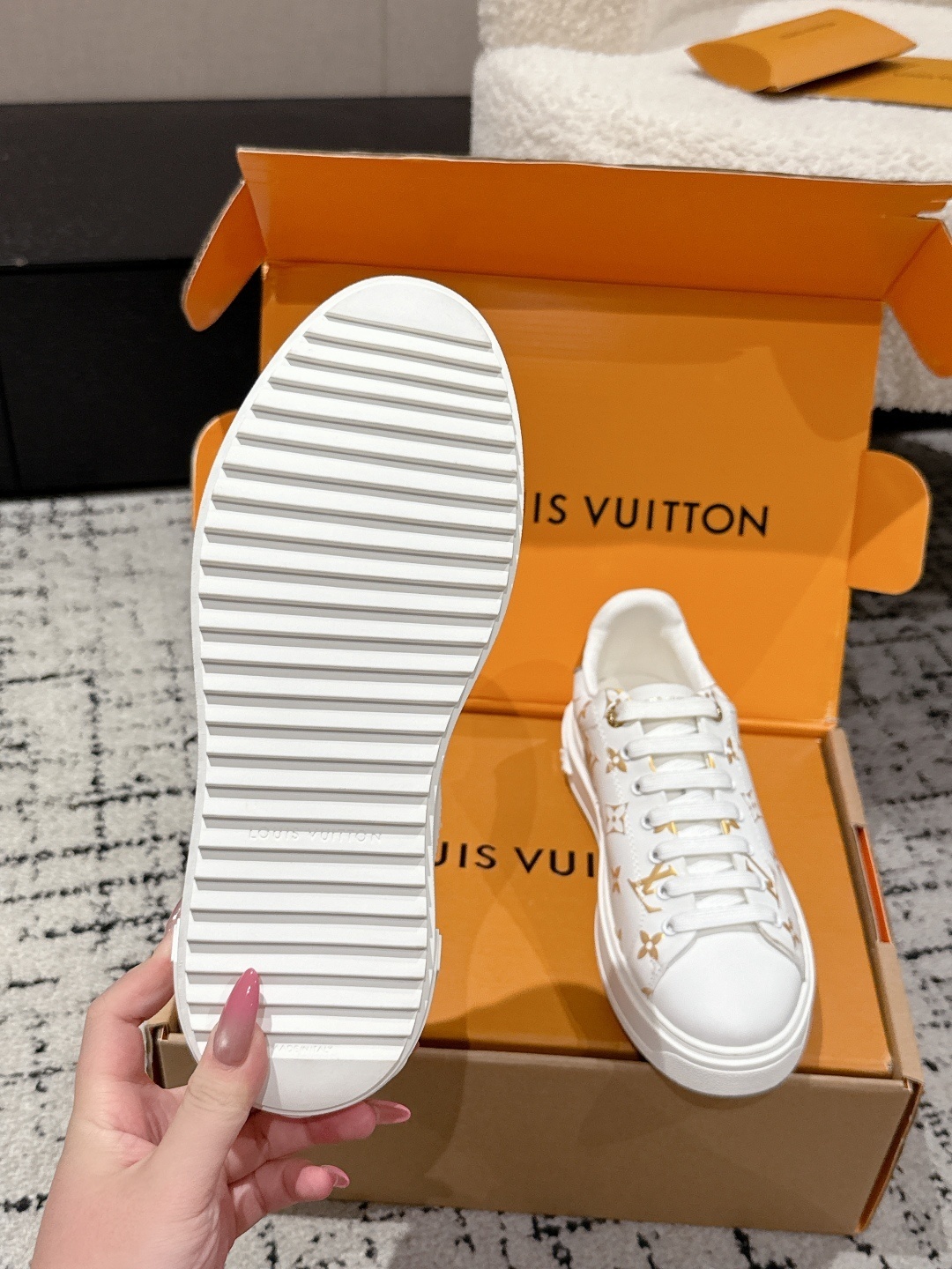 Louis Vuitton White Leather Monogram Low-Top Sneakers