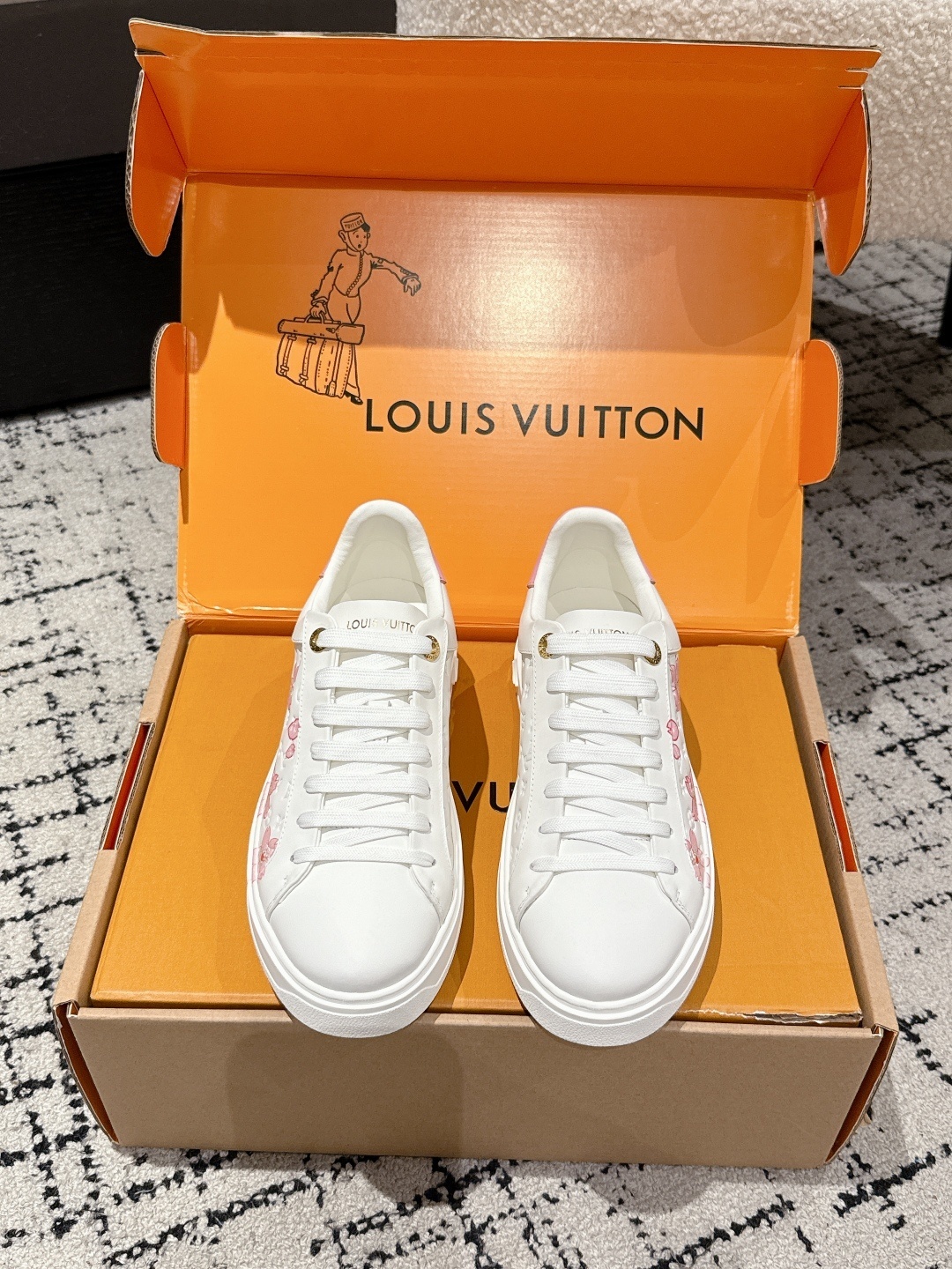 Louis Vuitton Women’s White Floral Monogram Leather Sneakers