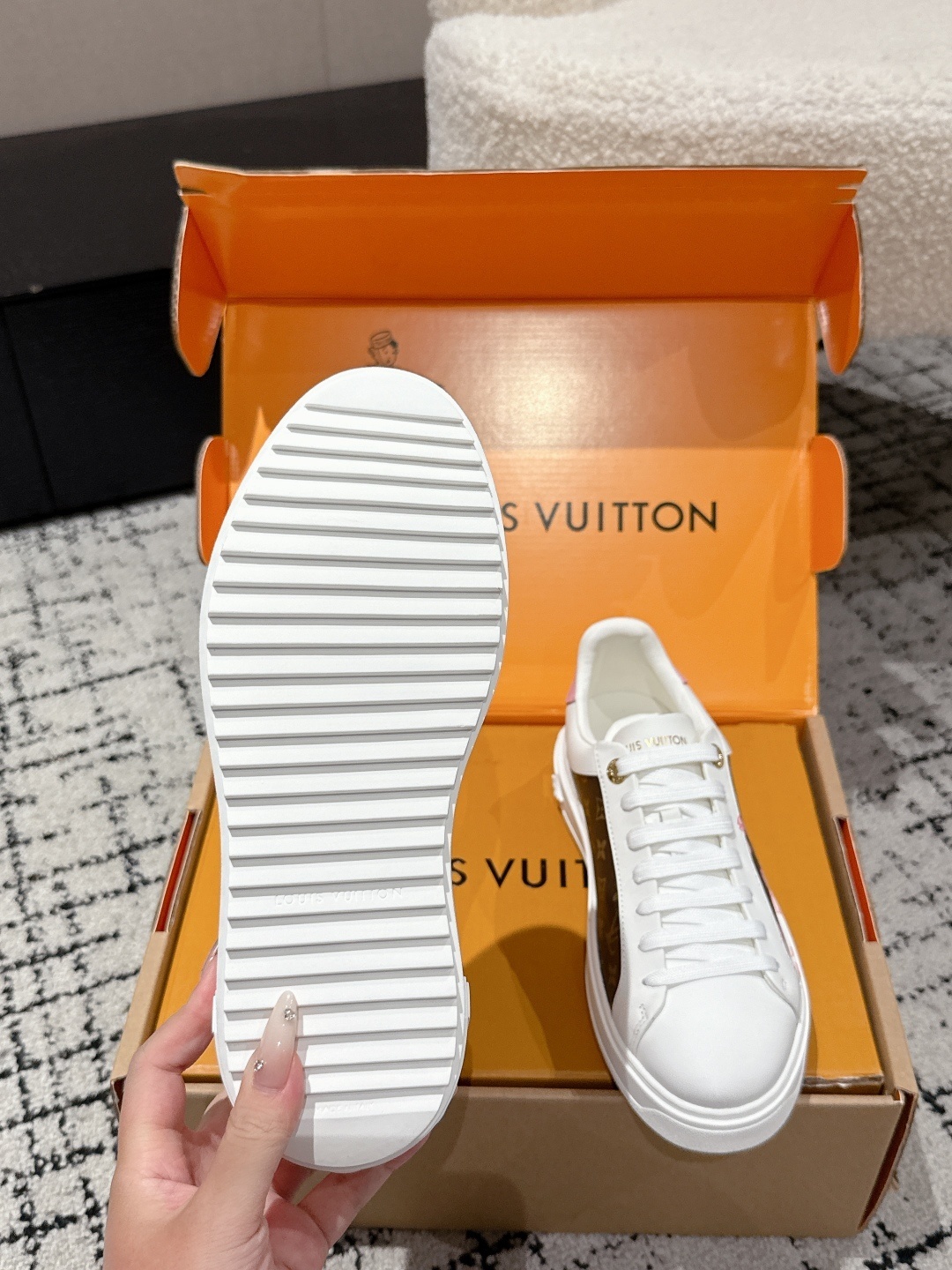 Louis Vuitton Frontrow White Monogram Pink Floral Sneakers