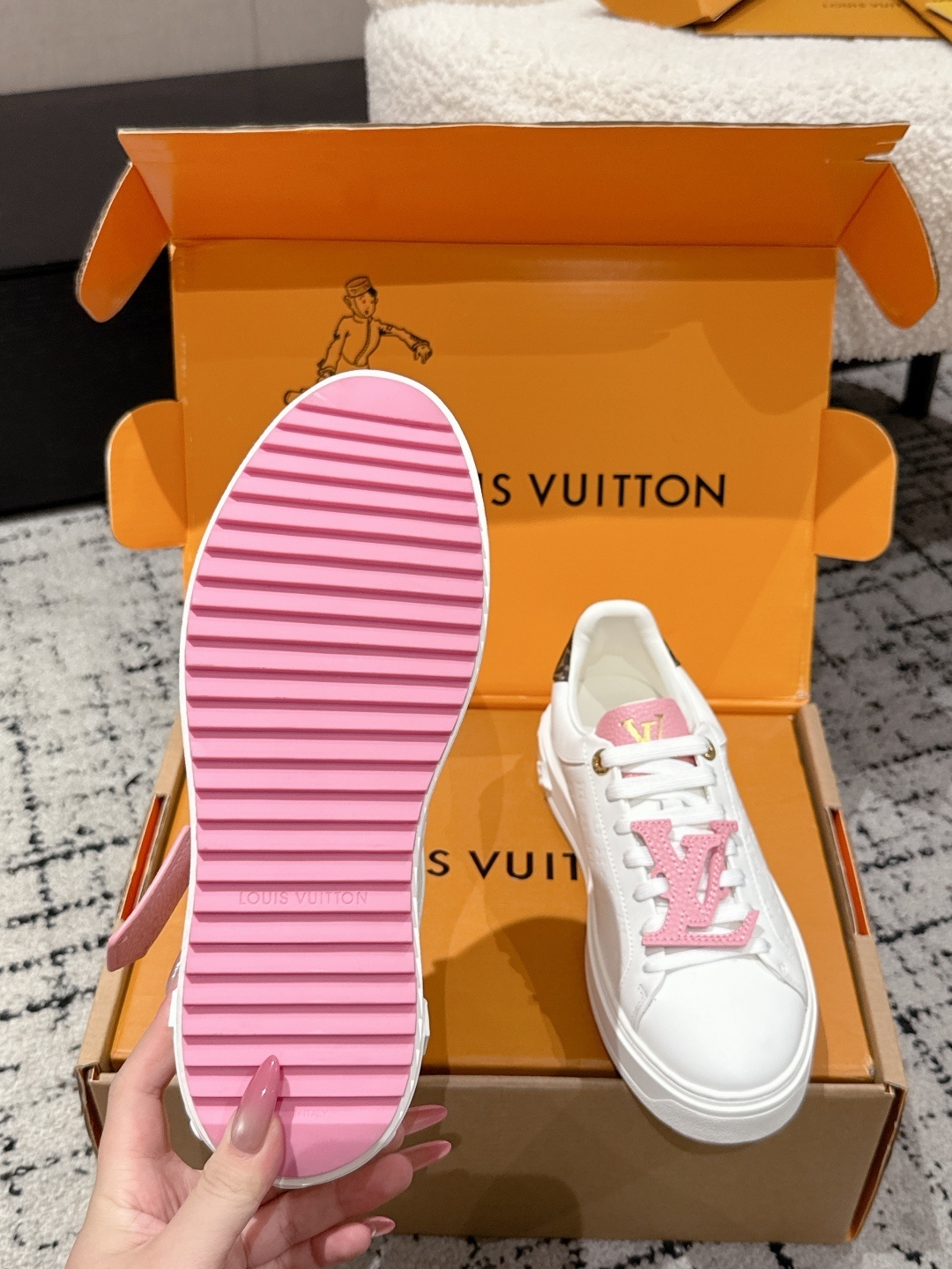 Louis Vuitton White & Pink Monogram Leather Sneakers for Women