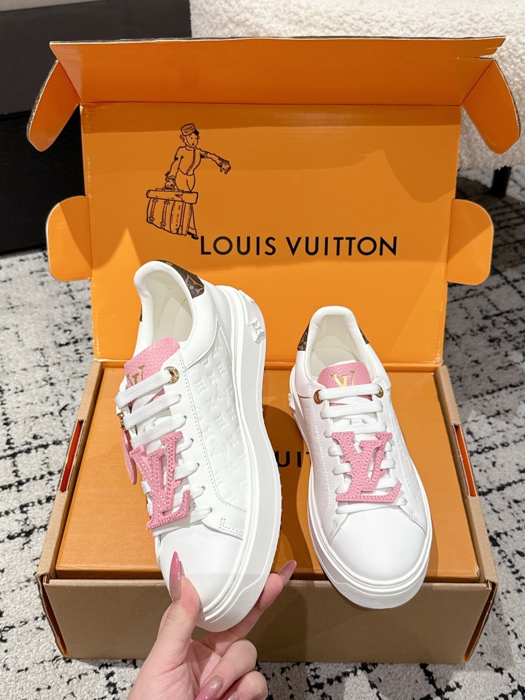 Louis Vuitton White & Pink Monogram Leather Sneakers for Women