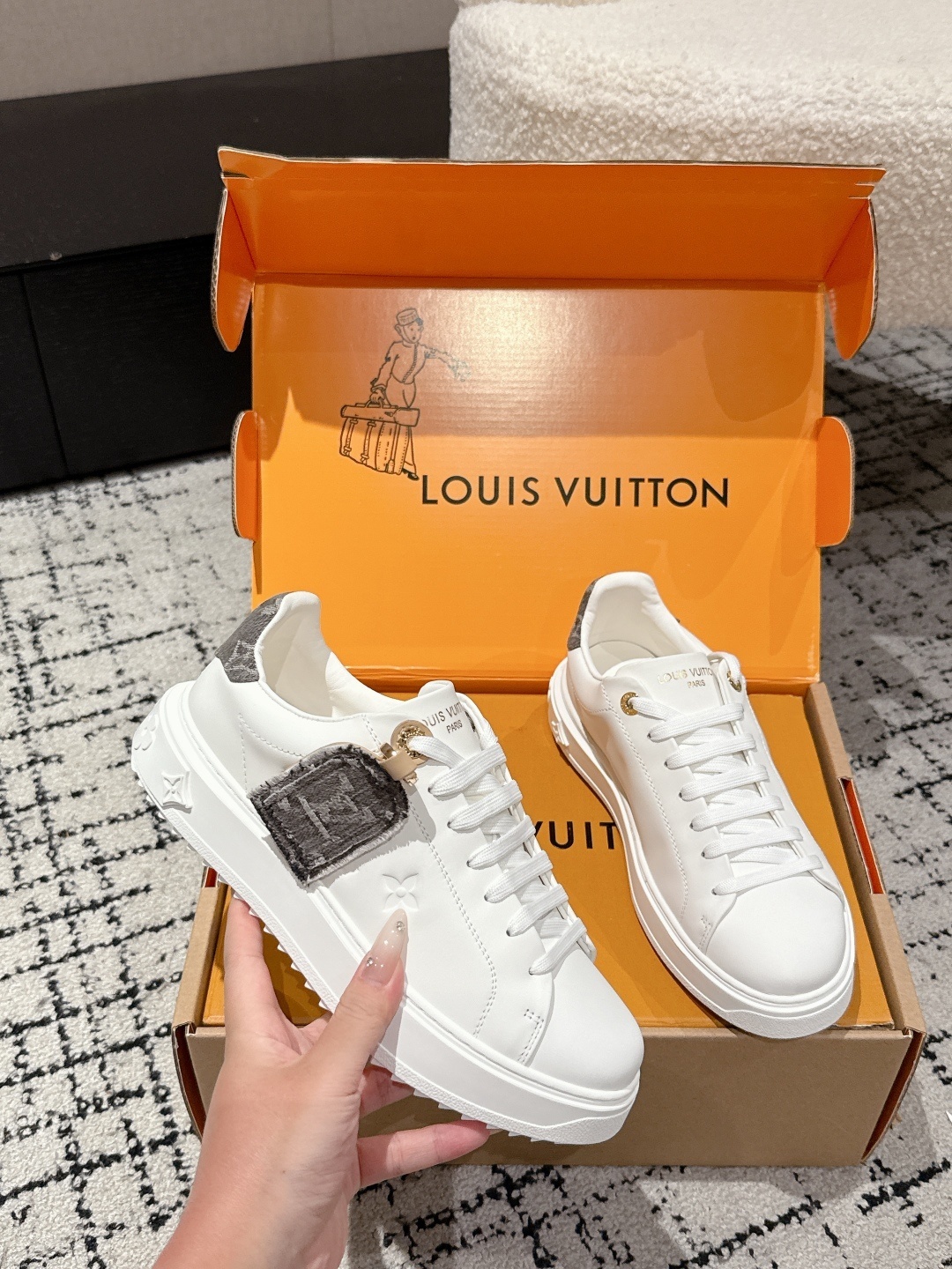 Louis Vuitton White Leather Frontrow Sneakers with Gold Details