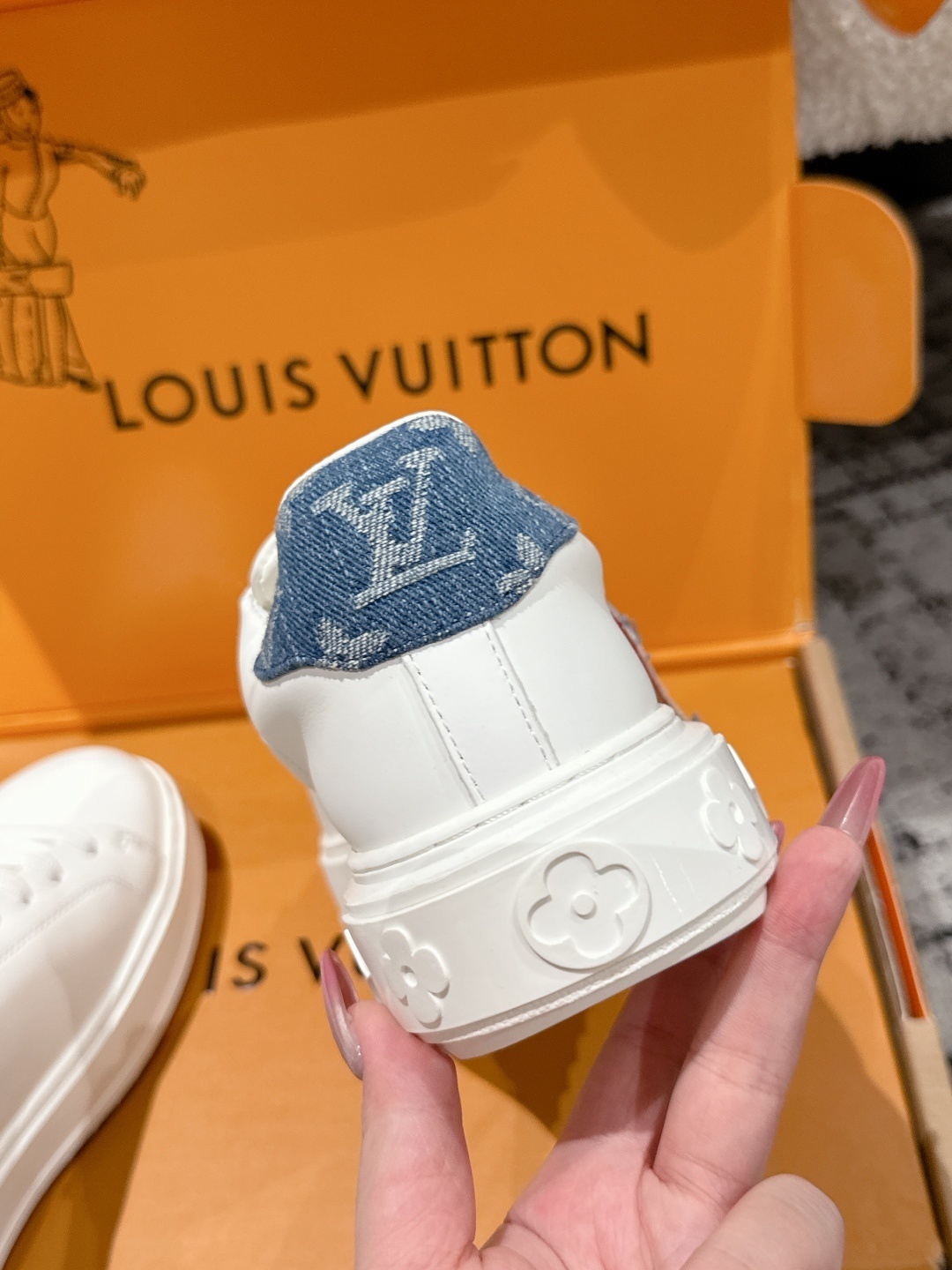 Louis Vuitton White Leather Sneakers with Monogram Denim Detail