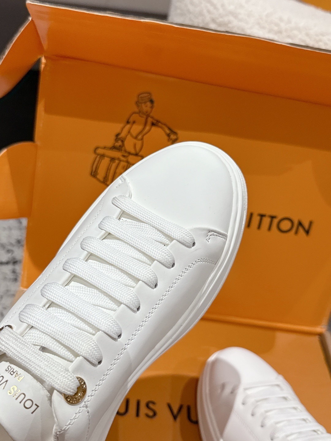 Louis Vuitton White Leather Sneakers with Monogram Denim Detail