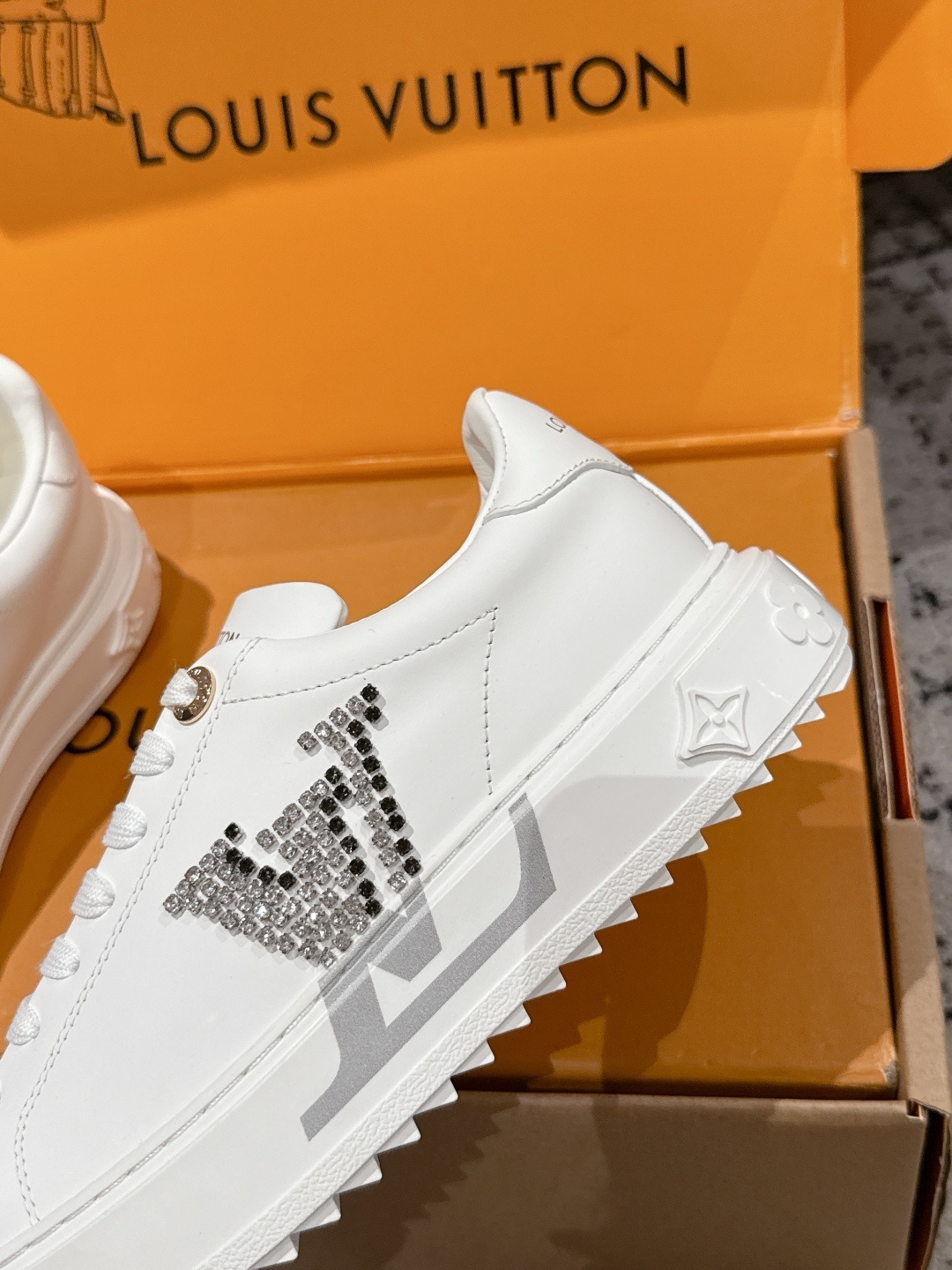 Louis Vuitton Women's White Leather Sneakers with Crystal Details