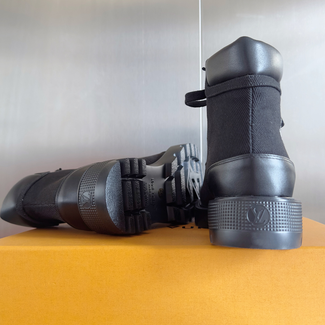 Louis Vuitton Men's Black High-Top Technical Fabric Sneakers