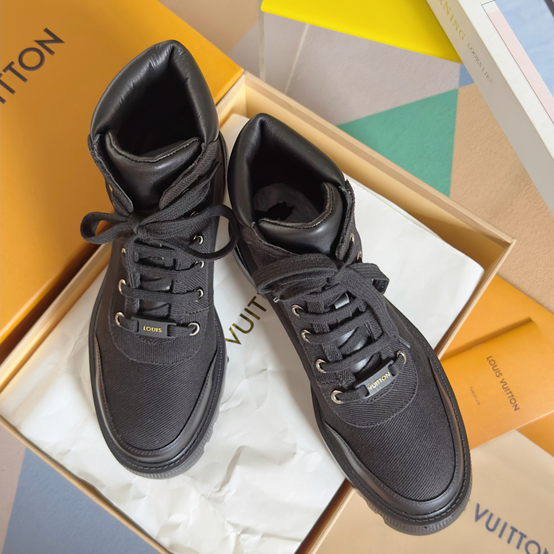 Louis Vuitton Men’s Black High-Top Technical Fabric Sneakers