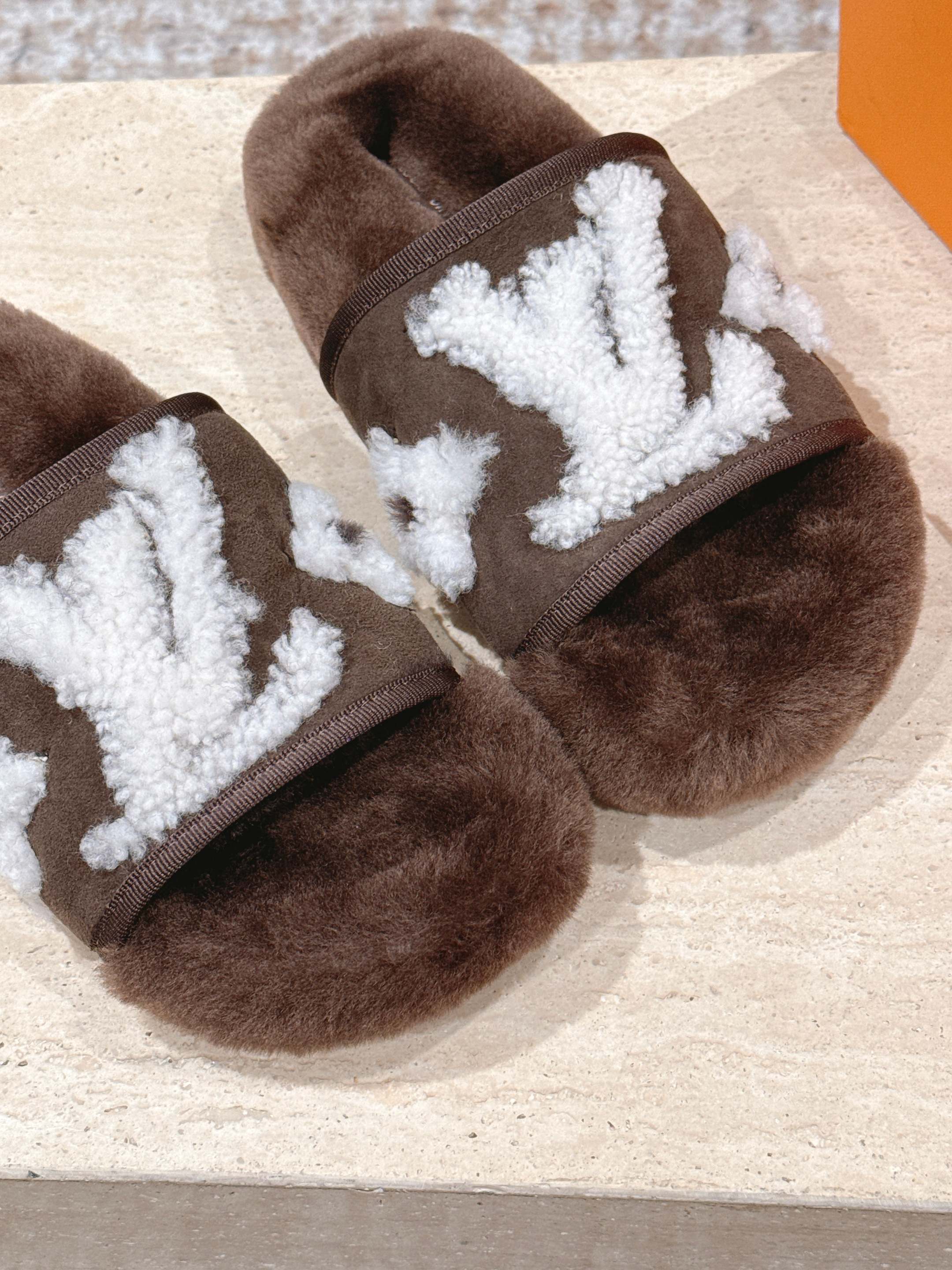 Luxury Monogram Plush Slippers - Cozy Brown & White Designer Slides