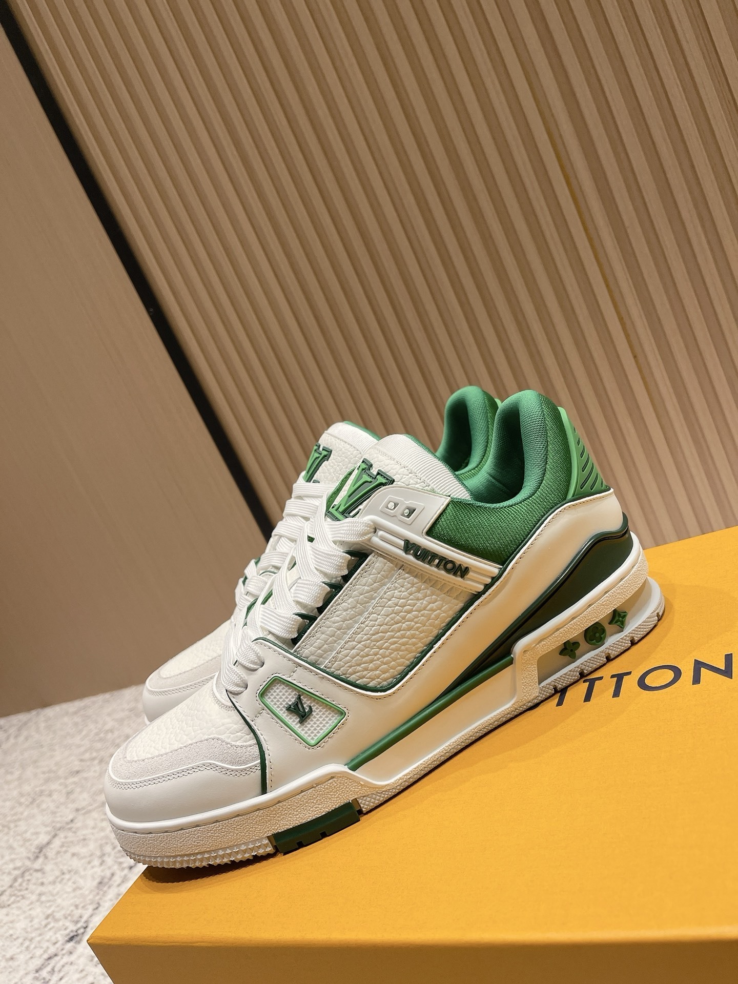 Louis Vuitton LV Trainer White Green Grained Leather Sneakers