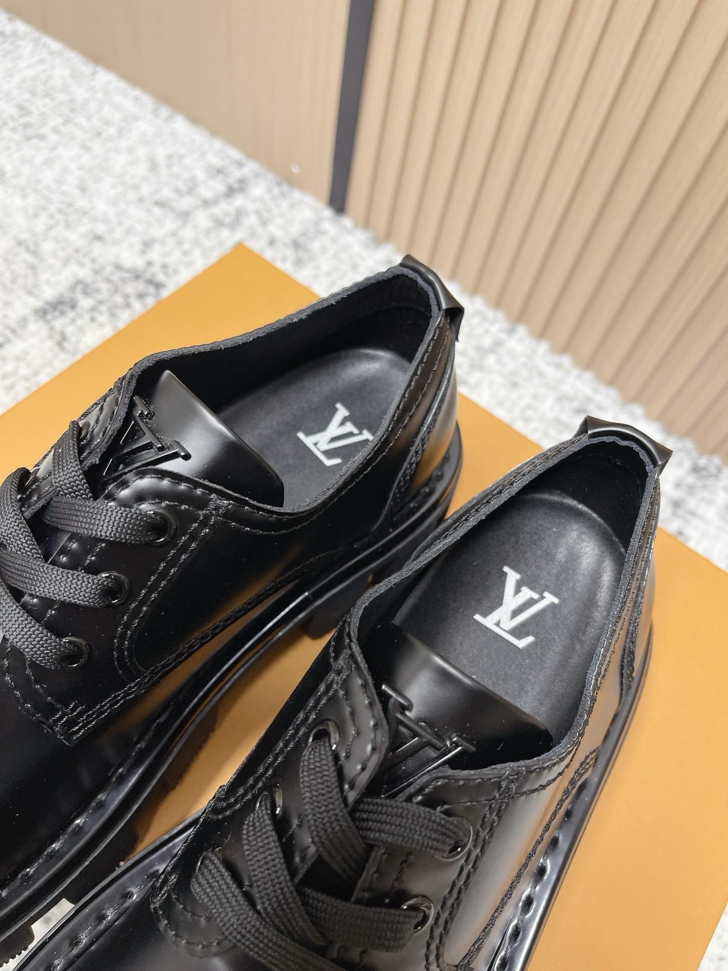 Luxury Men's Black Leather Chunky Derby Shoes - Designer Style