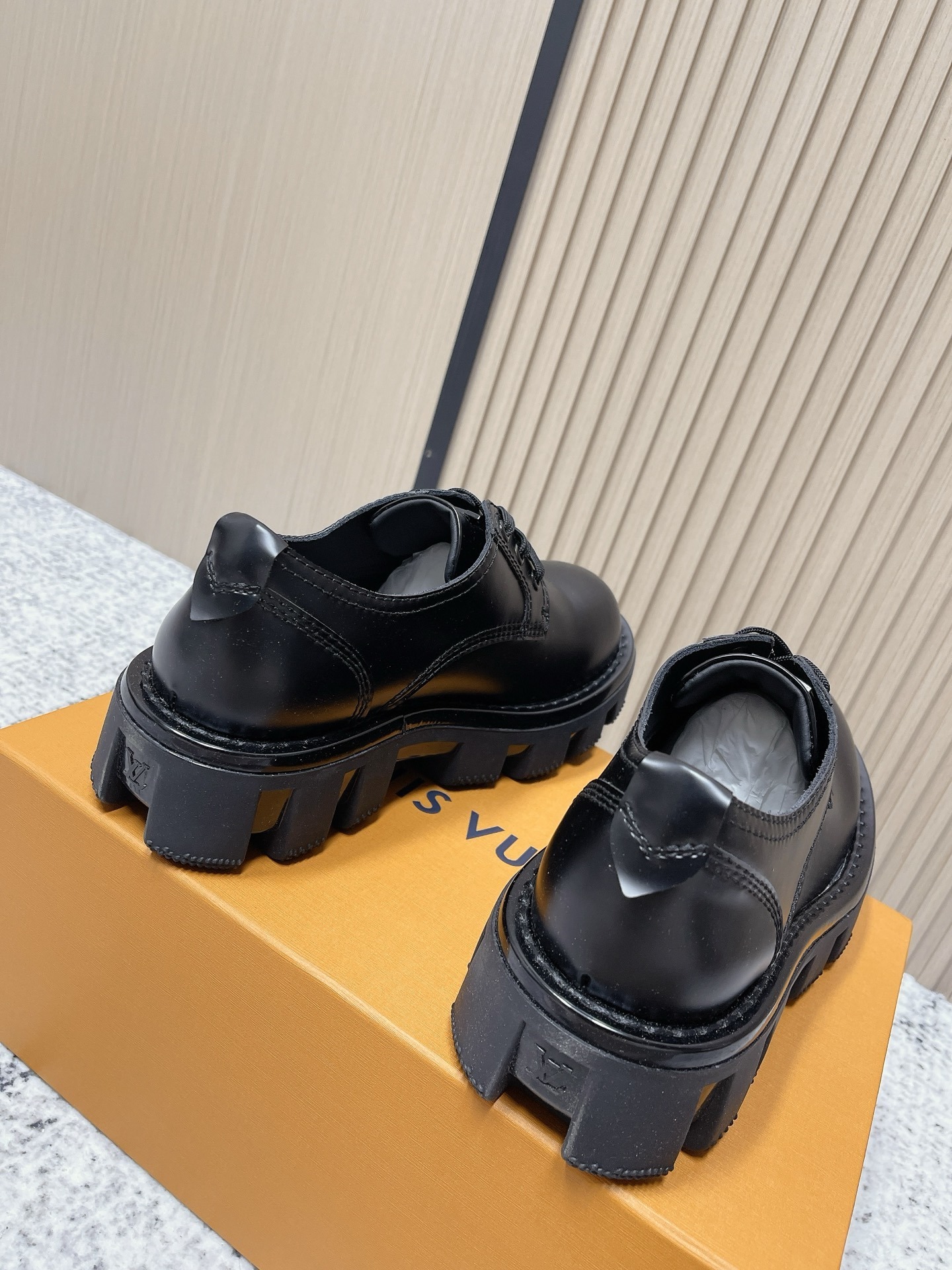 Luxury Men's Black Leather Chunky Derby Shoes - Designer Style