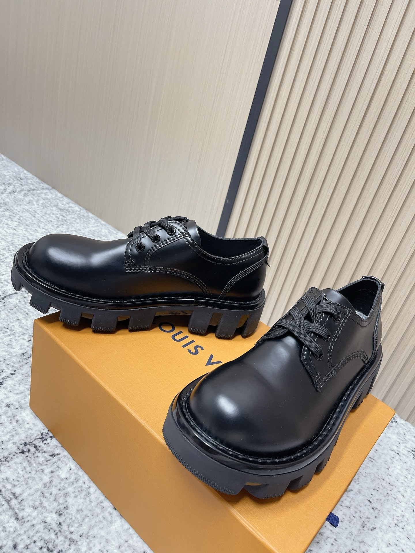 Luxury Men's Black Leather Chunky Derby Shoes - Designer Style