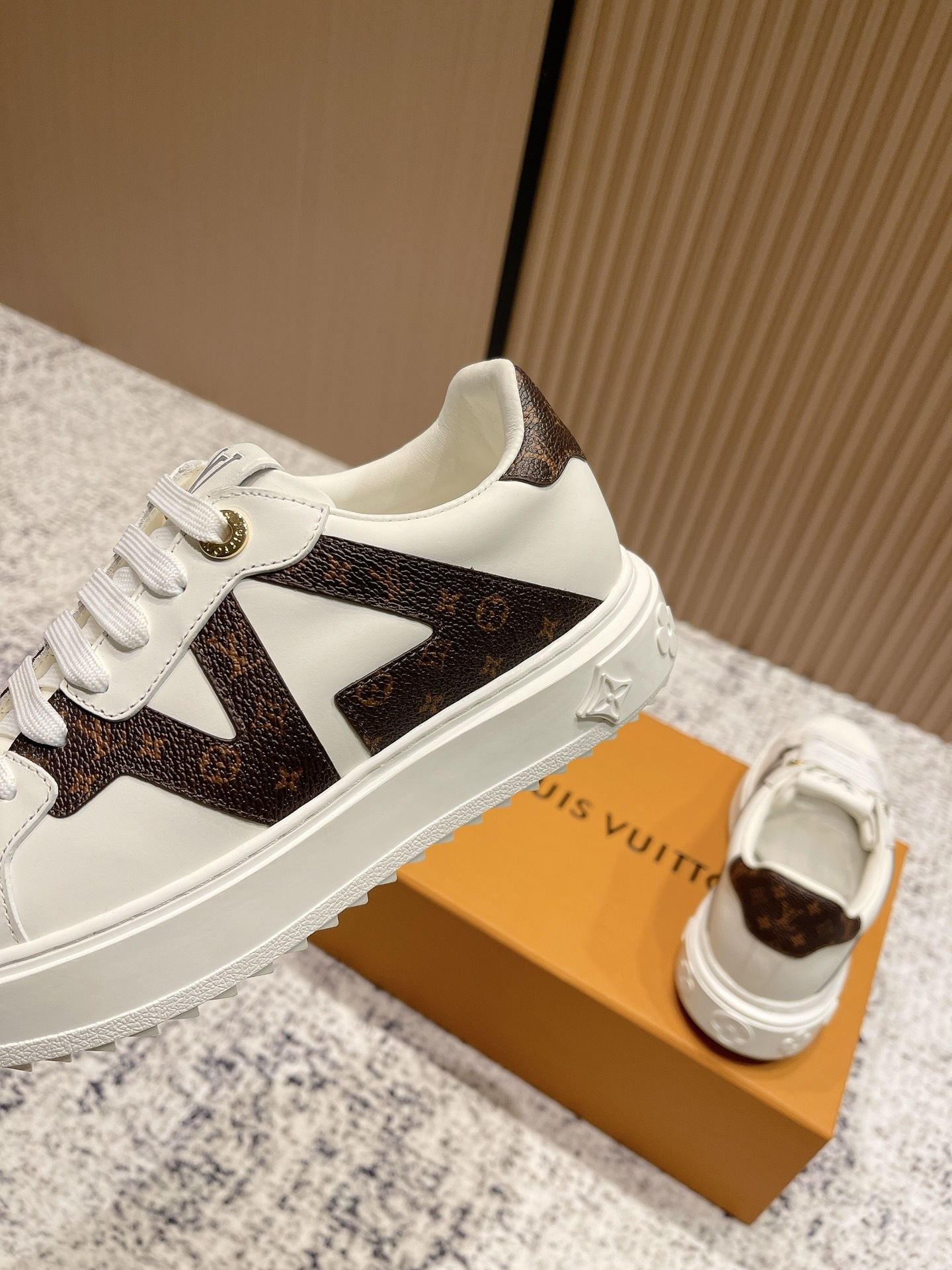 Louis Vuitton White Leather Low-Top Sneakers with Monogram Canvas