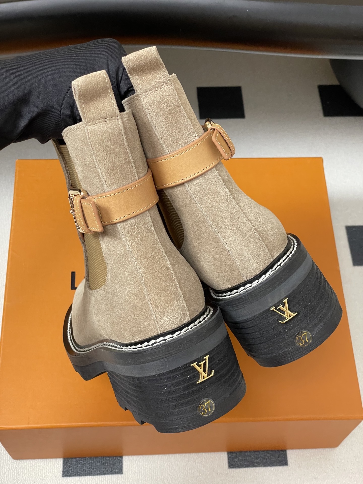 Louis Vuitton Territory Flat Ankle Boot in Beige Suede