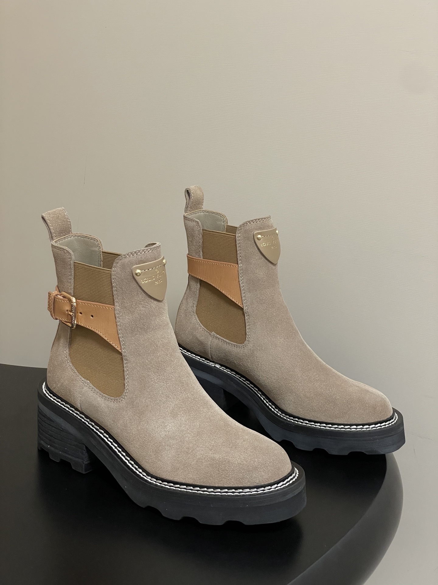 Louis Vuitton Territory Flat Ankle Boot in Beige Suede