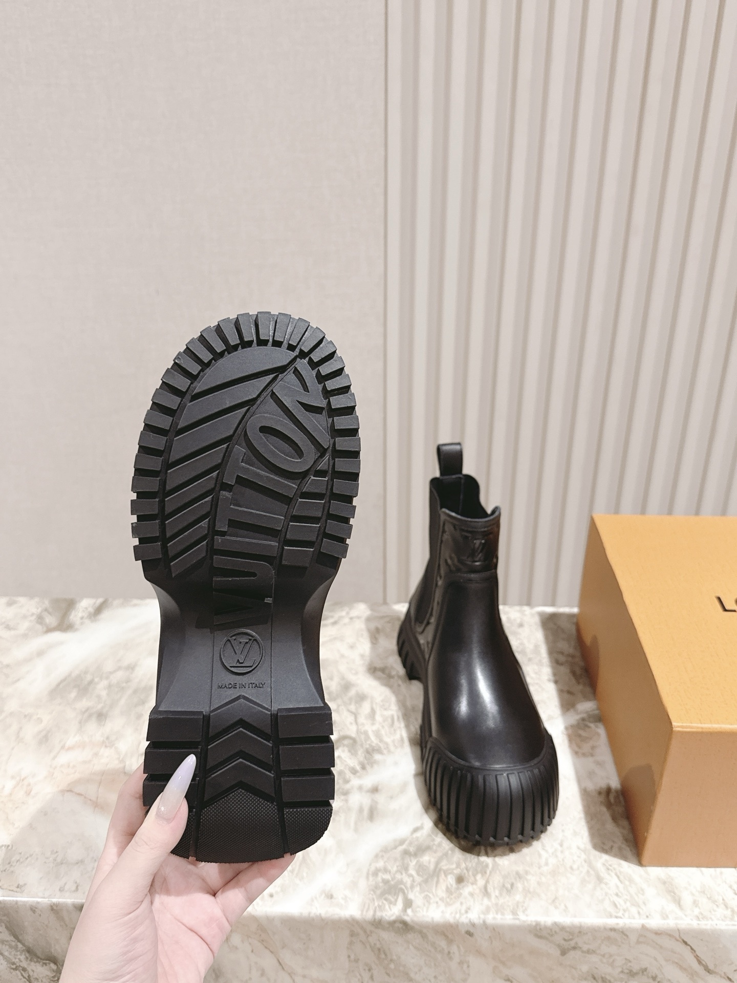 Louis Vuitton Territory Flat Ankle Boots in Black Leather