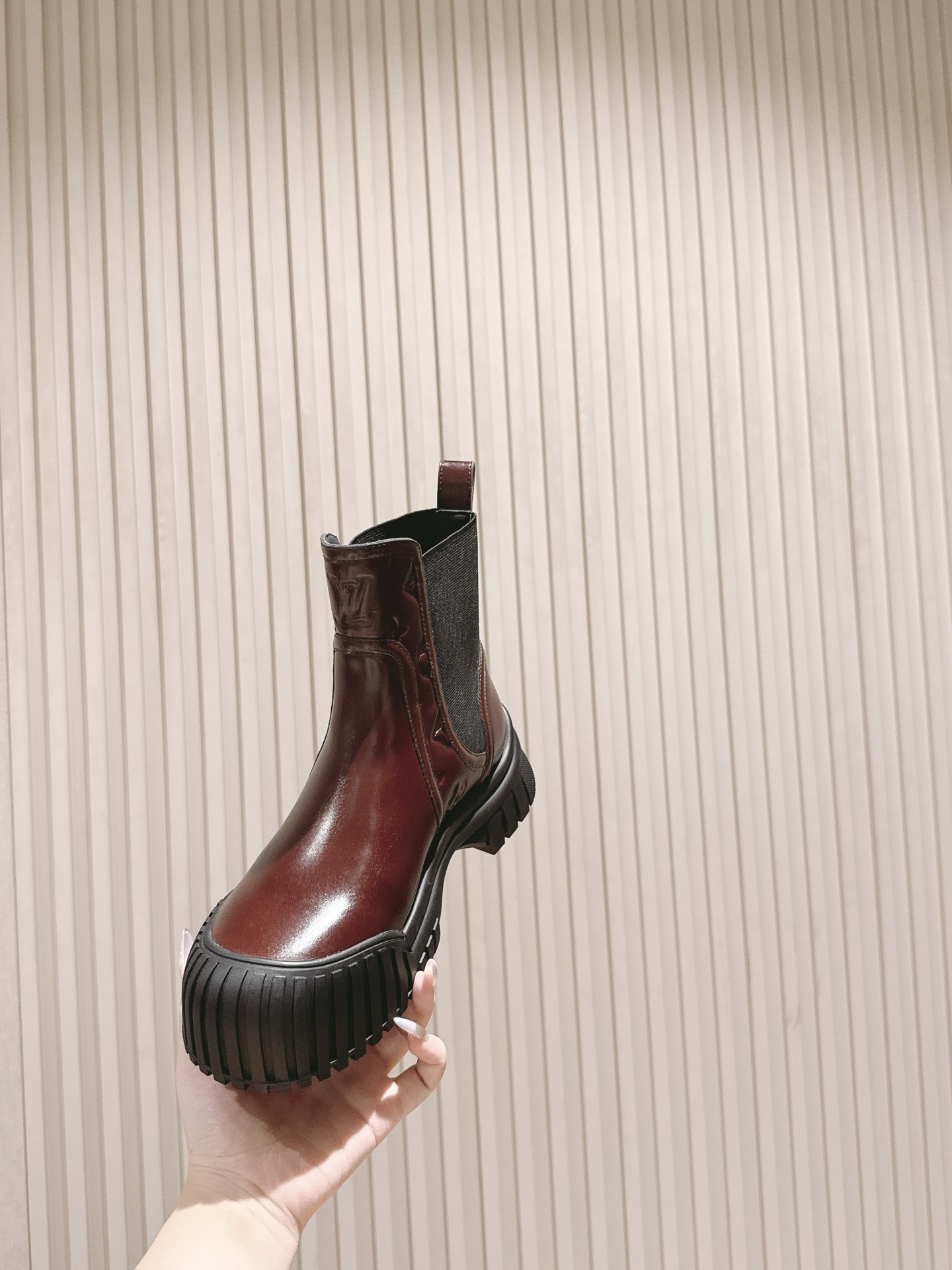 Louis Vuitton Burgundy Leather Territory Flat Ankle Boots