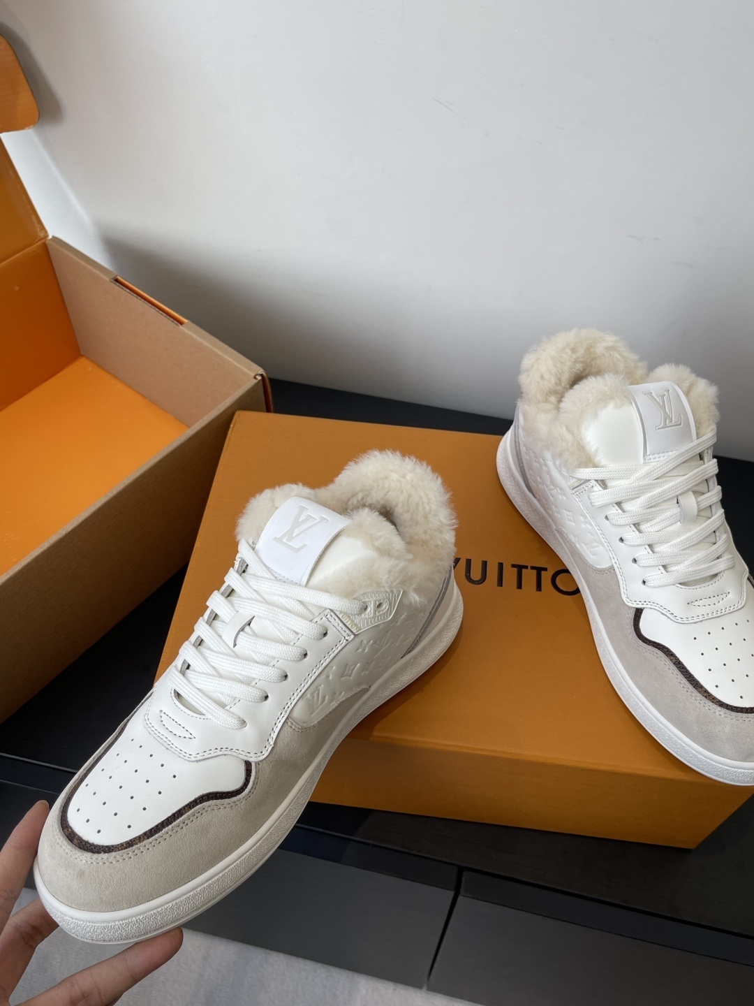 LV 00189 Louis Vuitton White Leather & Shearling Trim Luxury Sneakers