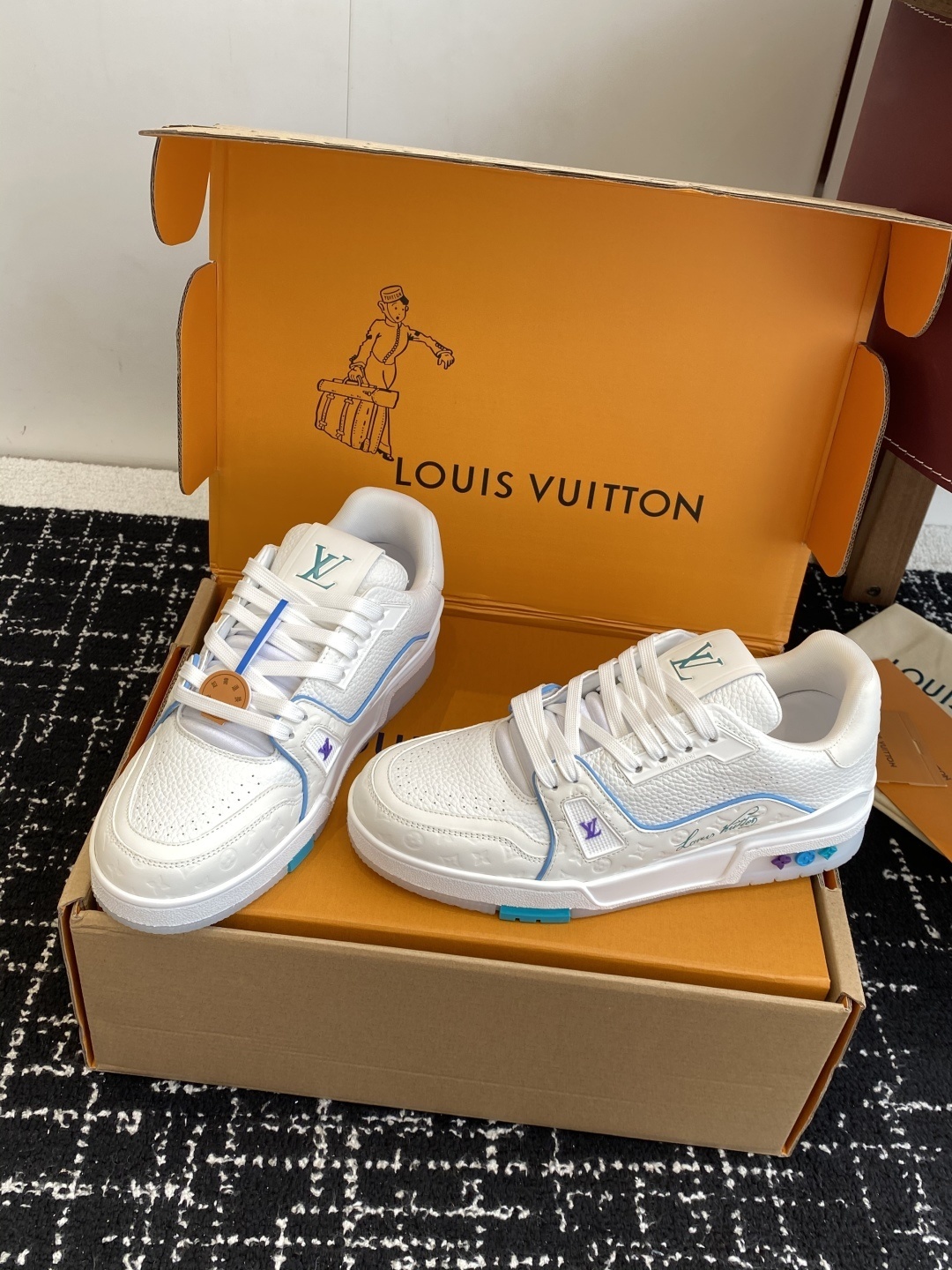 Louis Vuitton LV Trainer White Pebbled Leather Luxury Sneakers