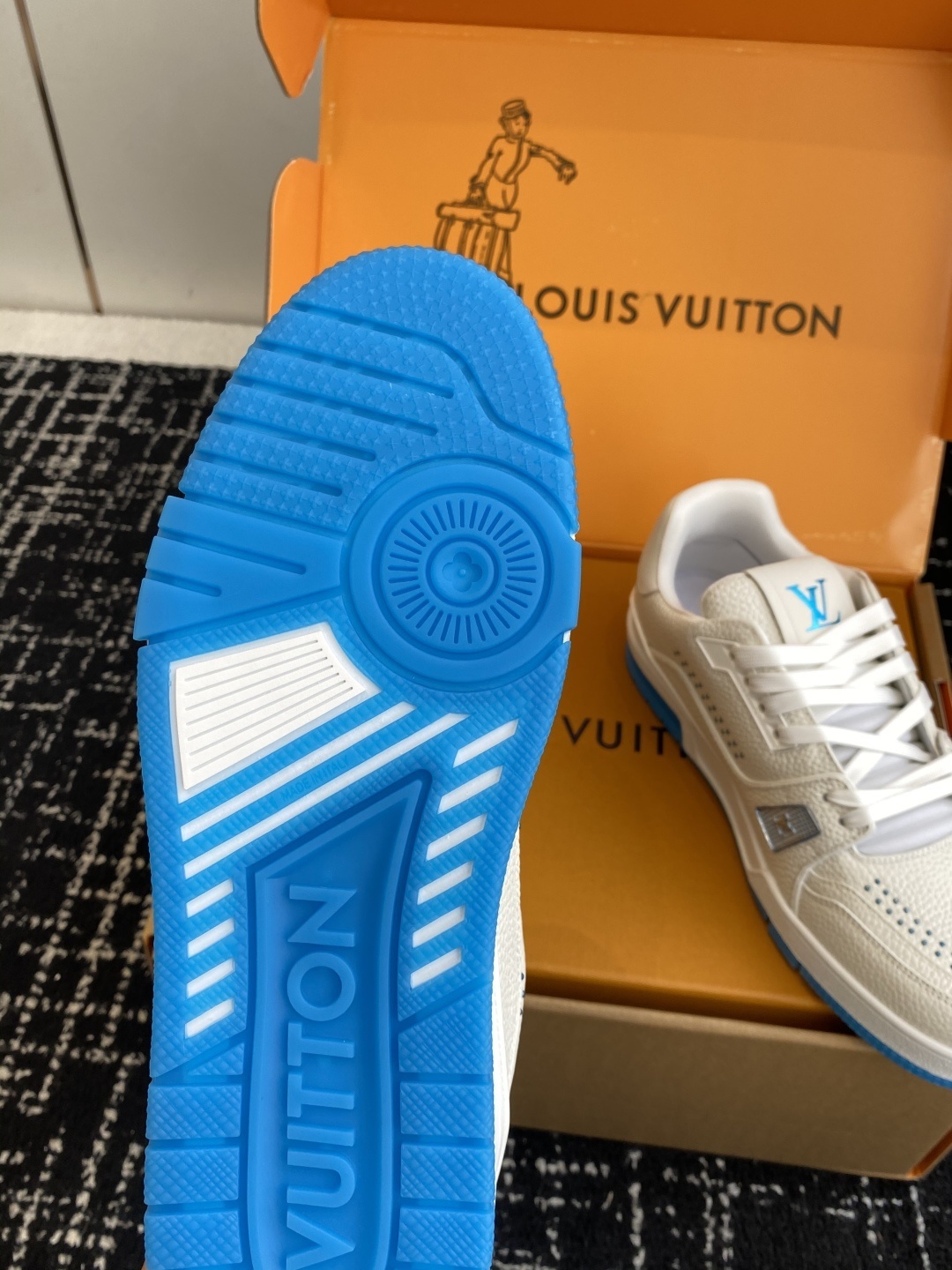 Louis Vuitton LV Trainer White & Light Blue Grained Leather Sneakers