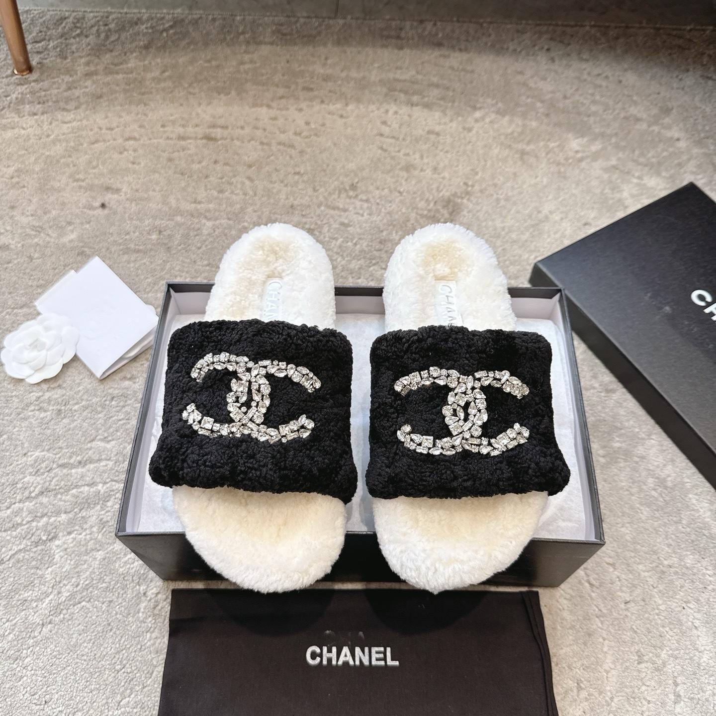 Luxury Crystal CC Logo Faux Fur Slides – Elegant Designer Slippers