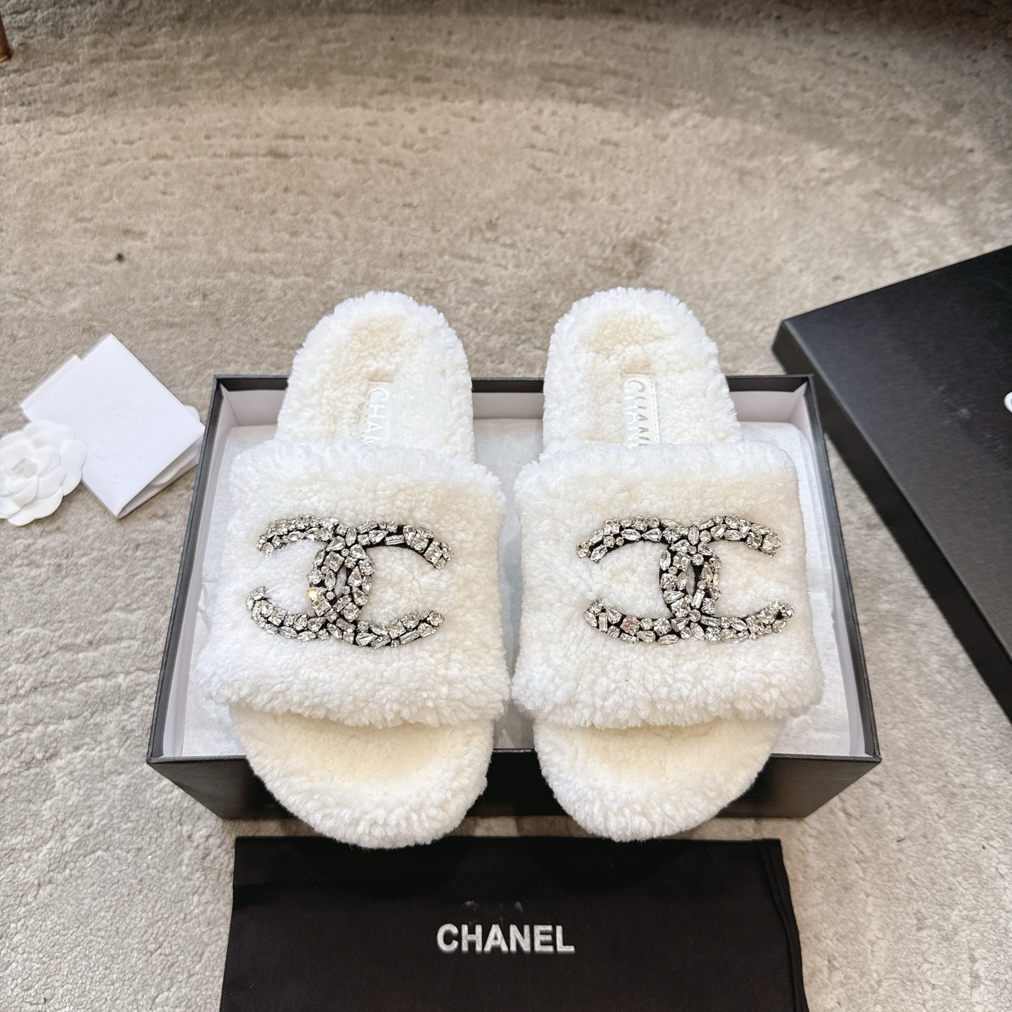 Luxury White Faux Fur Slides with Sparkling Crystal CC Logo