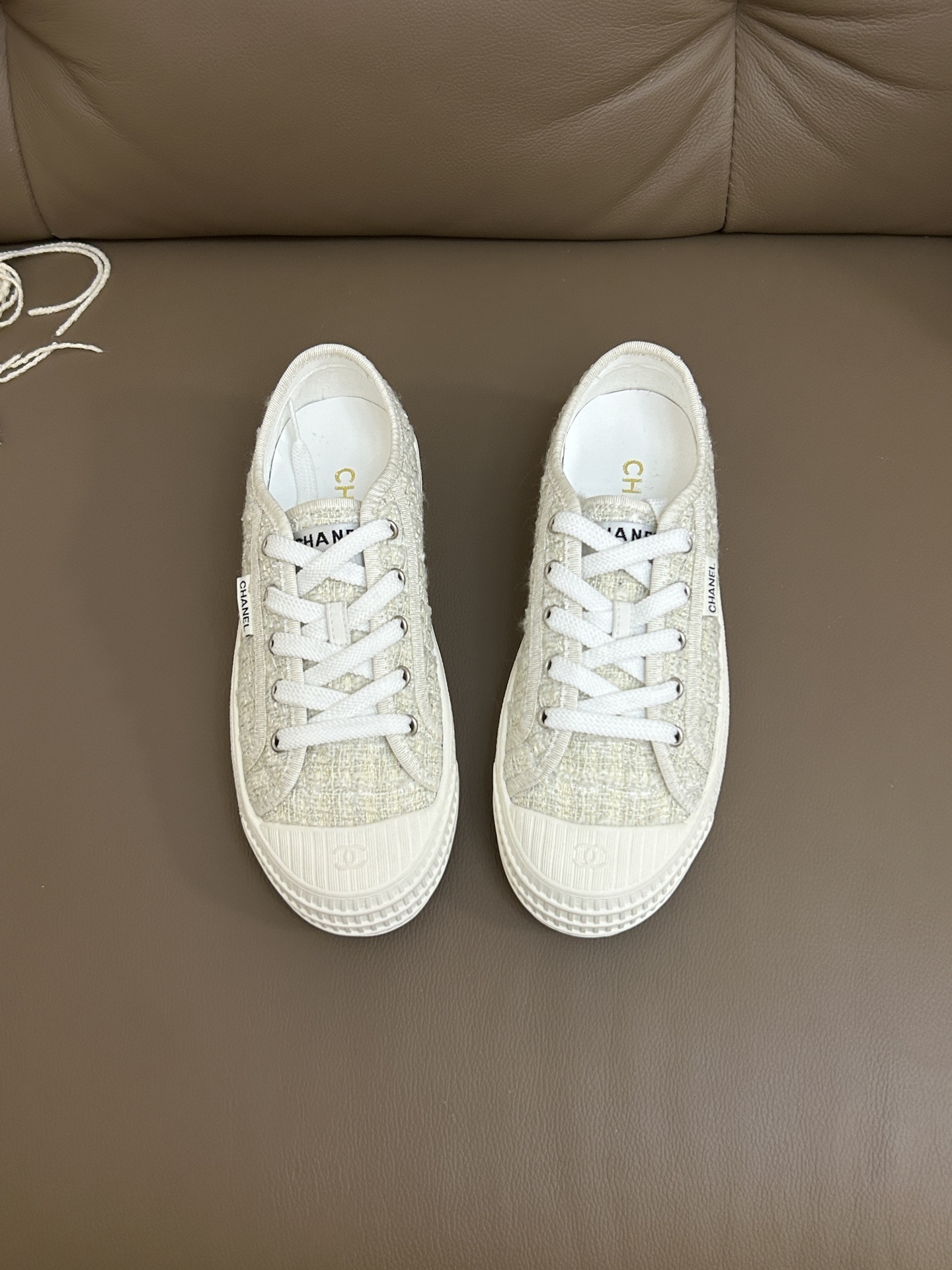 Luxury Chanel Tweed Sneakers – Elegant Ivory Low-Top Platform Shoes