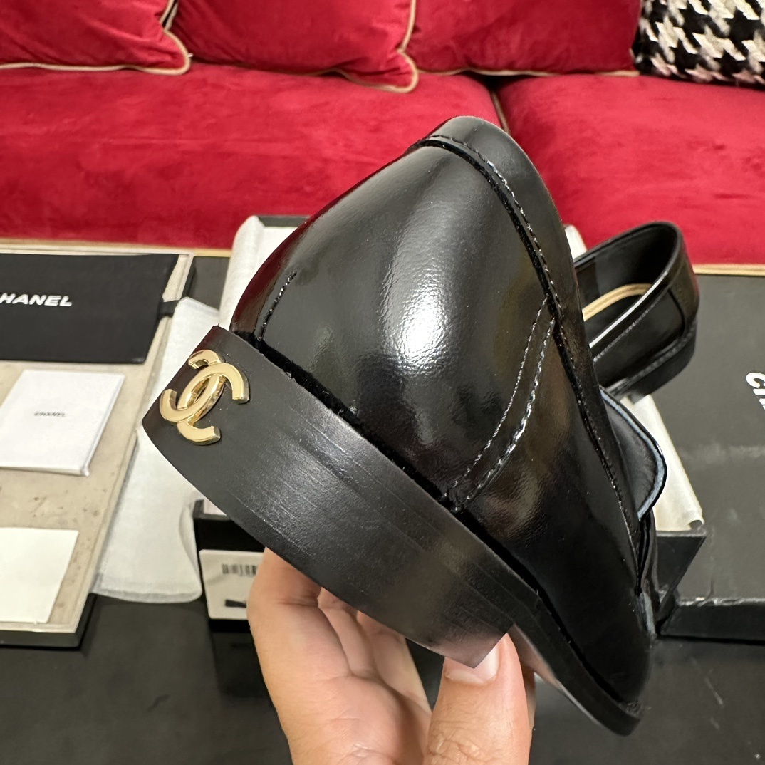 Authentic Chanel black leather loafers with gold CC logo in original box with dust bag and accessories. - Hình 8