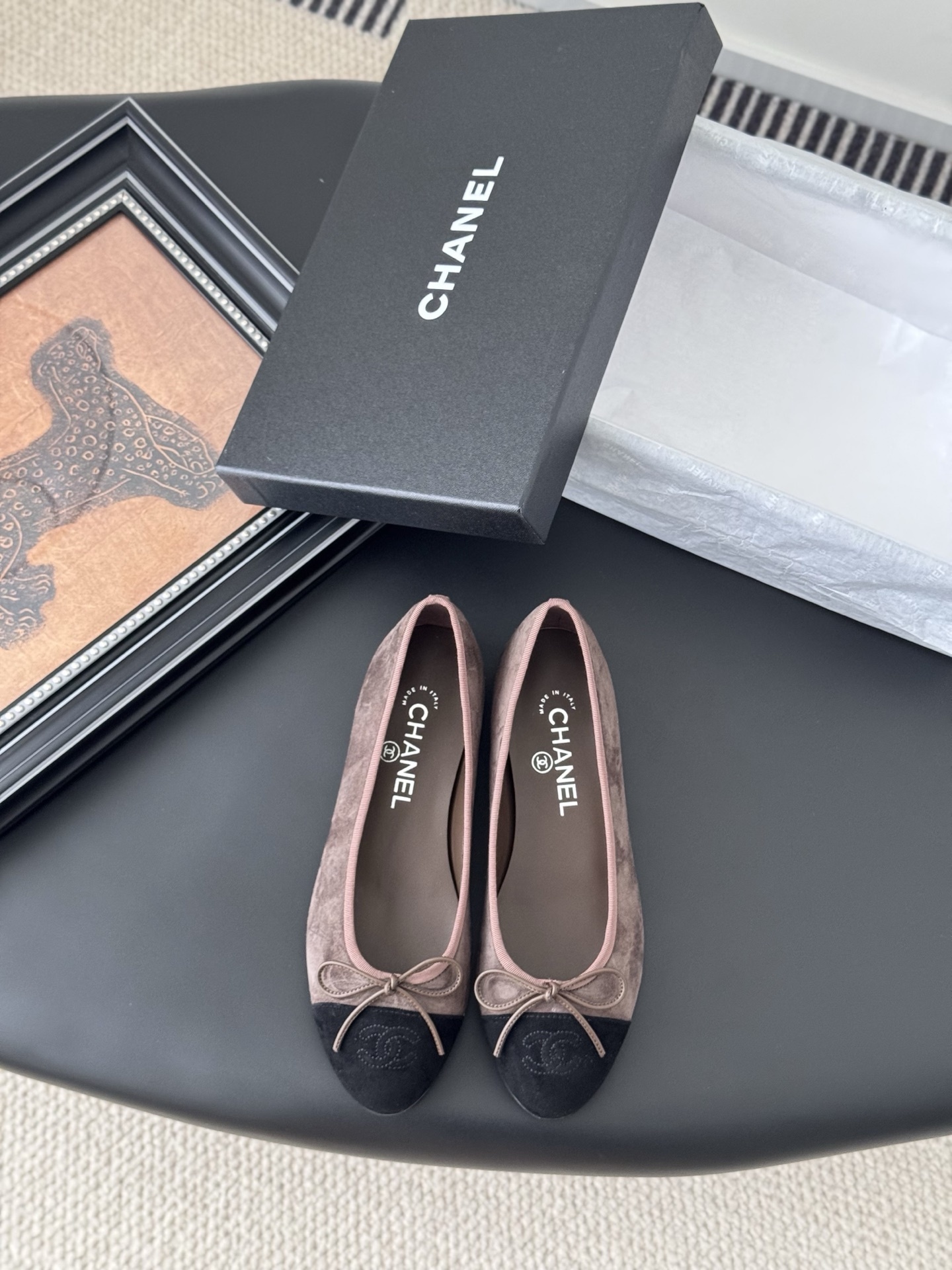 Chanel Two-Tone Suede Ballet Flats – Classic Brown & Black