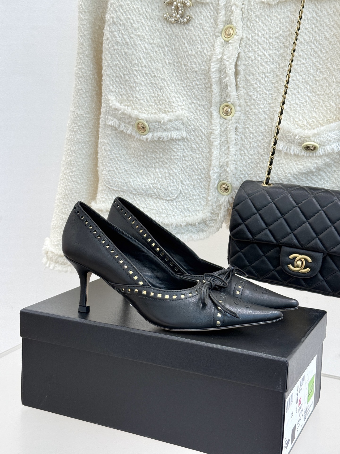 Chanel Black Pointed-Toe Studded Pumps – Elegant Leather Heels