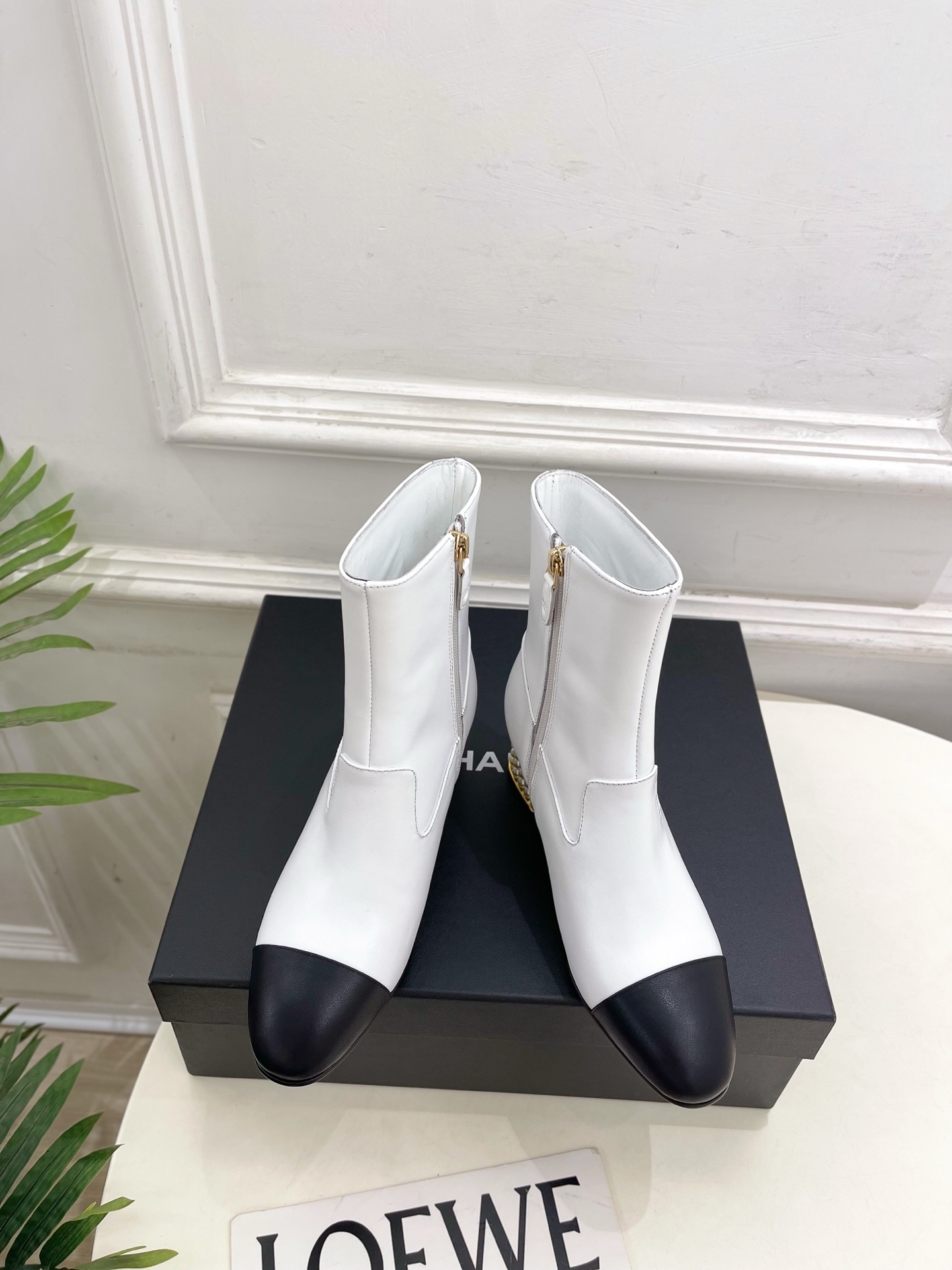 Luxury Pearl Block Heel Ankle Boots – Two-Tone White Leather