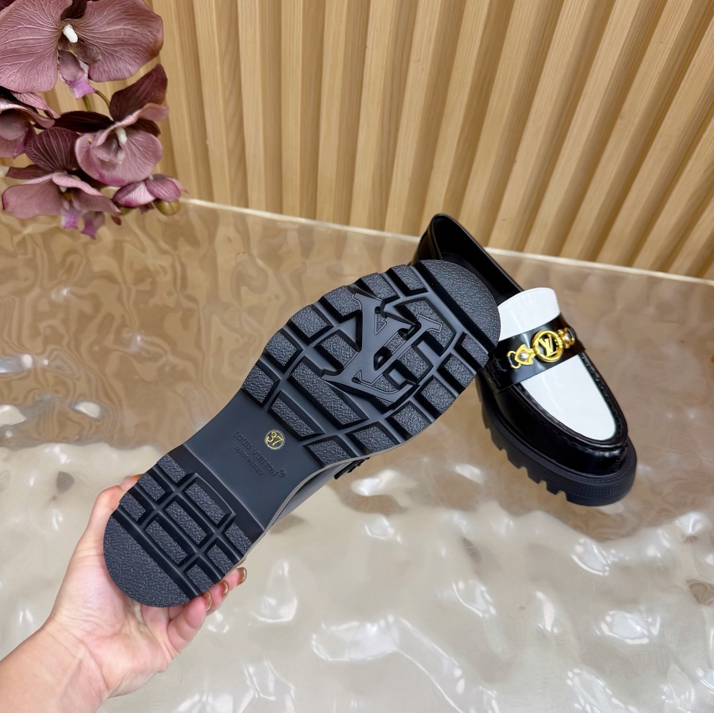 Women's Black & White Two-Tone Patent Leather Lug Sole Loafers