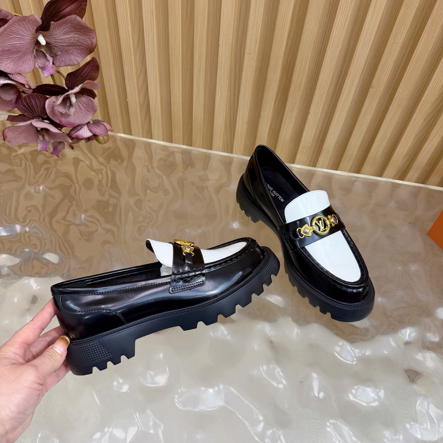 Women's Black & White Two-Tone Patent Leather Lug Sole Loafers