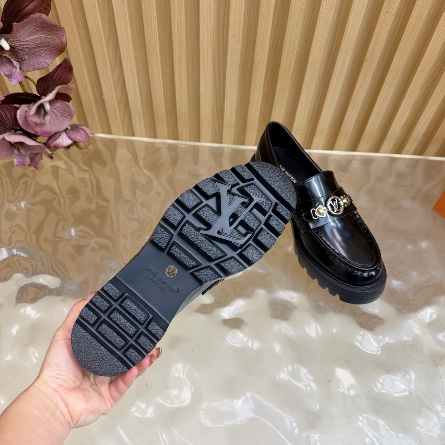 Women's Chunky Platform Loafers with Silver Chain - Chic Black