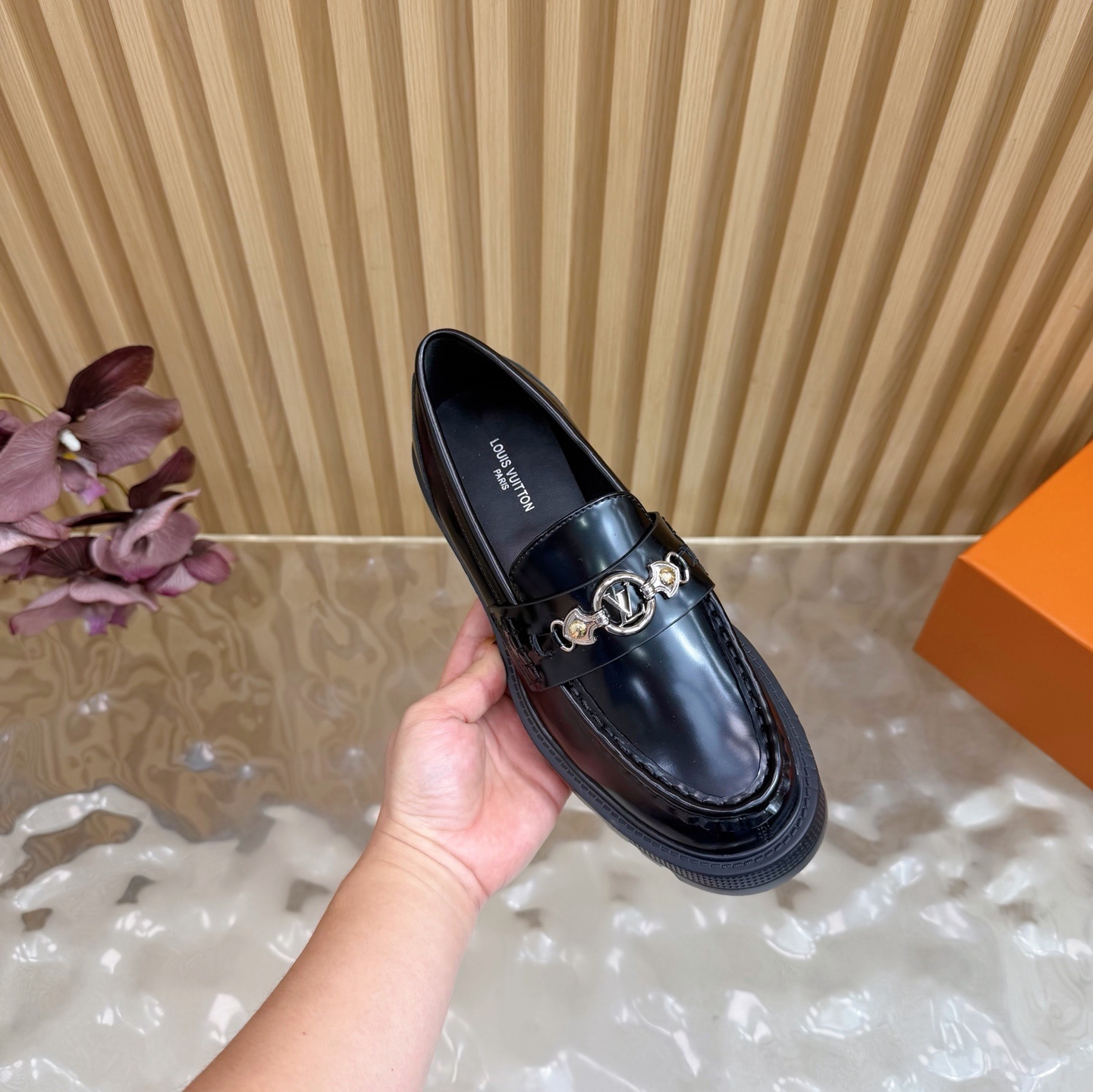 Women's Chunky Platform Loafers with Silver Chain - Chic Black