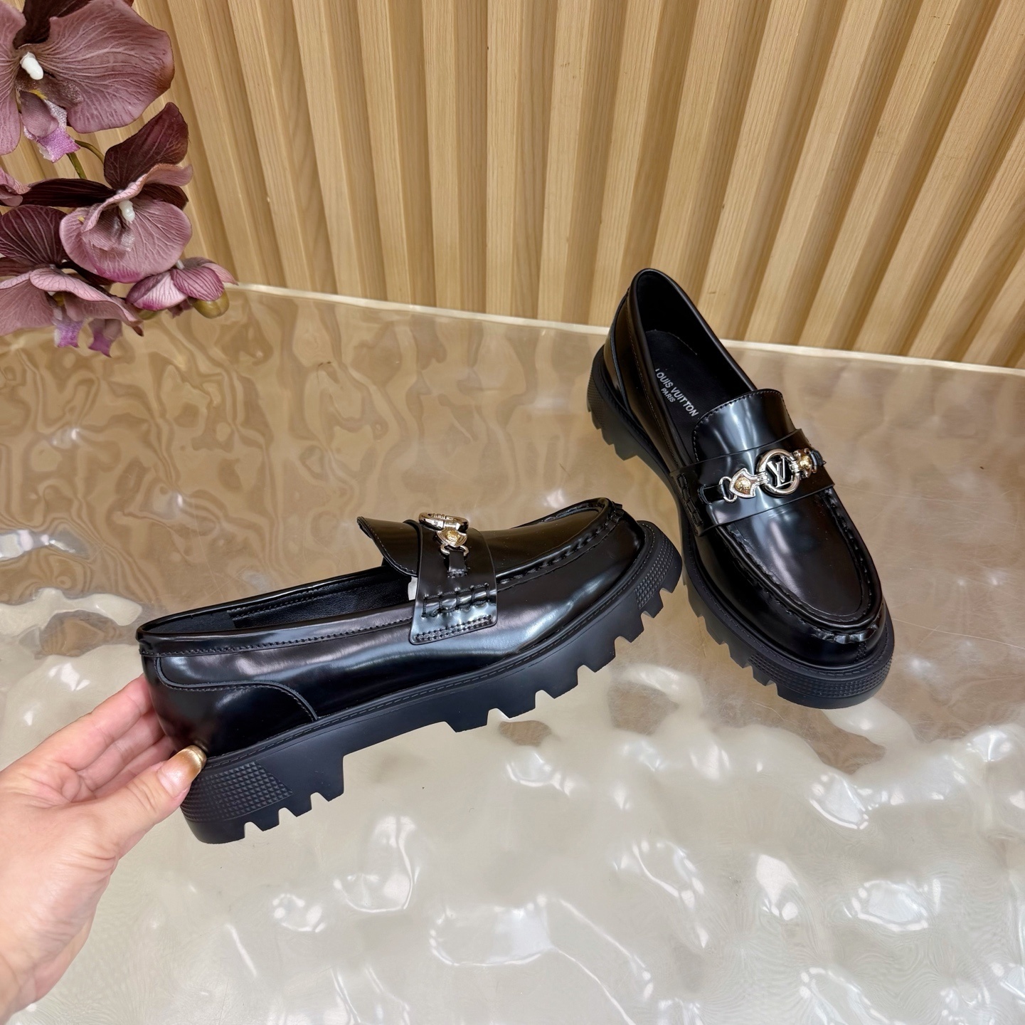 Women's Chunky Platform Loafers with Silver Chain - Chic Black