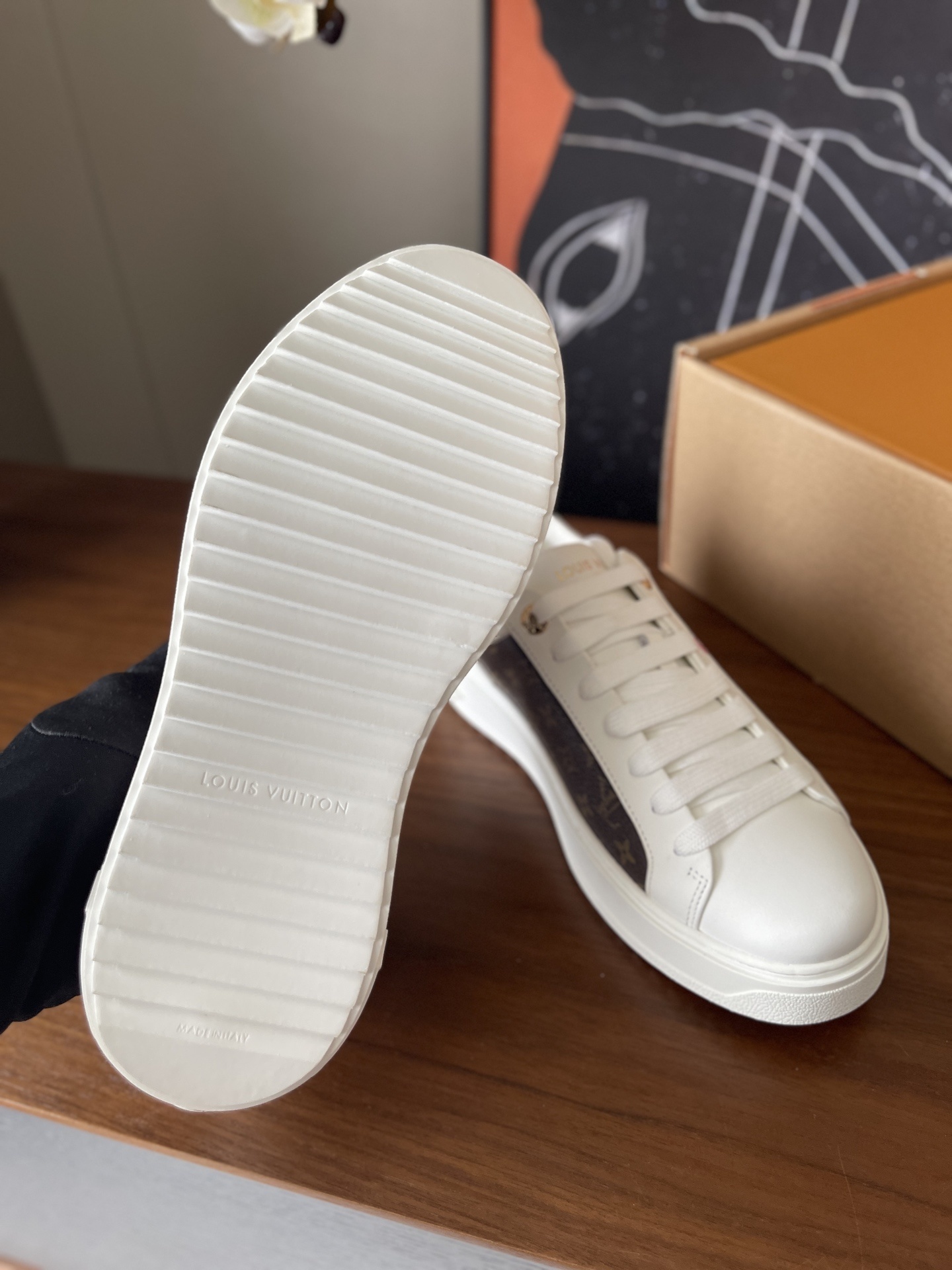 Louis Vuitton Frontrow Monogram Floral White Leather Sneakers