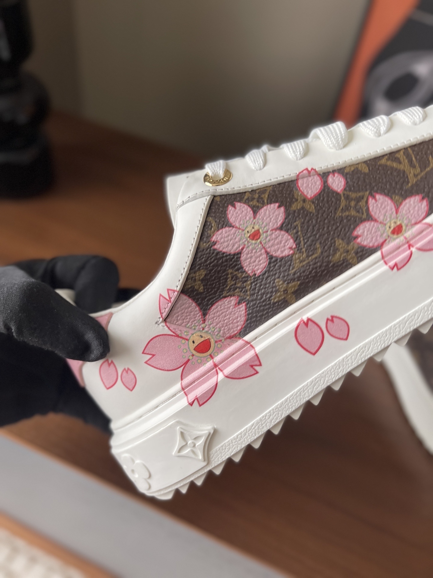 Louis Vuitton Frontrow Monogram Floral White Leather Sneakers