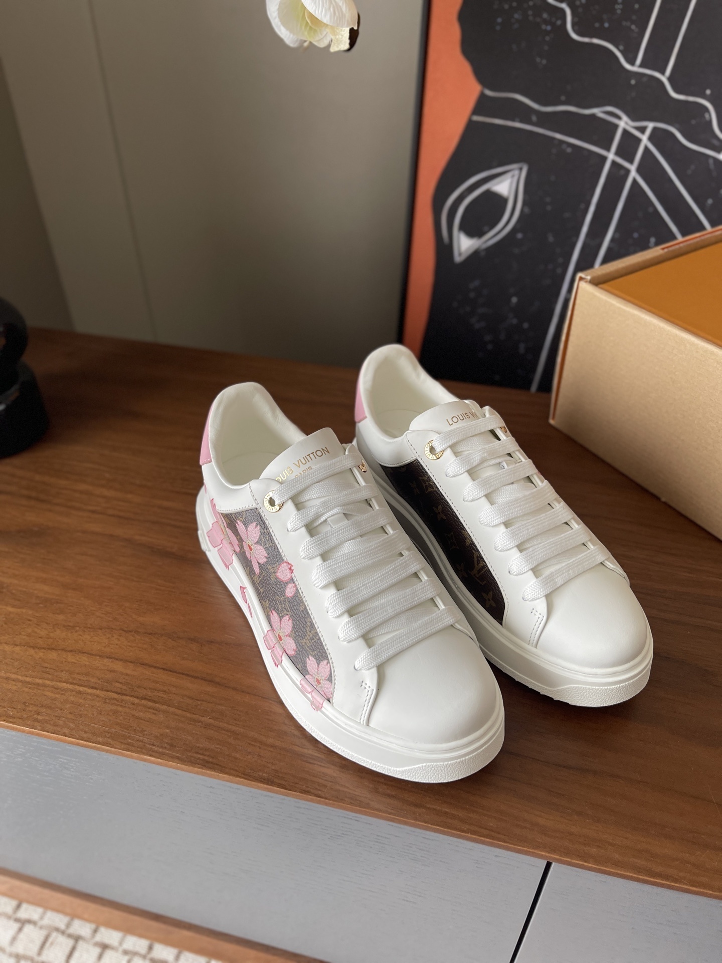 Louis Vuitton Frontrow Monogram Floral White Leather Sneakers