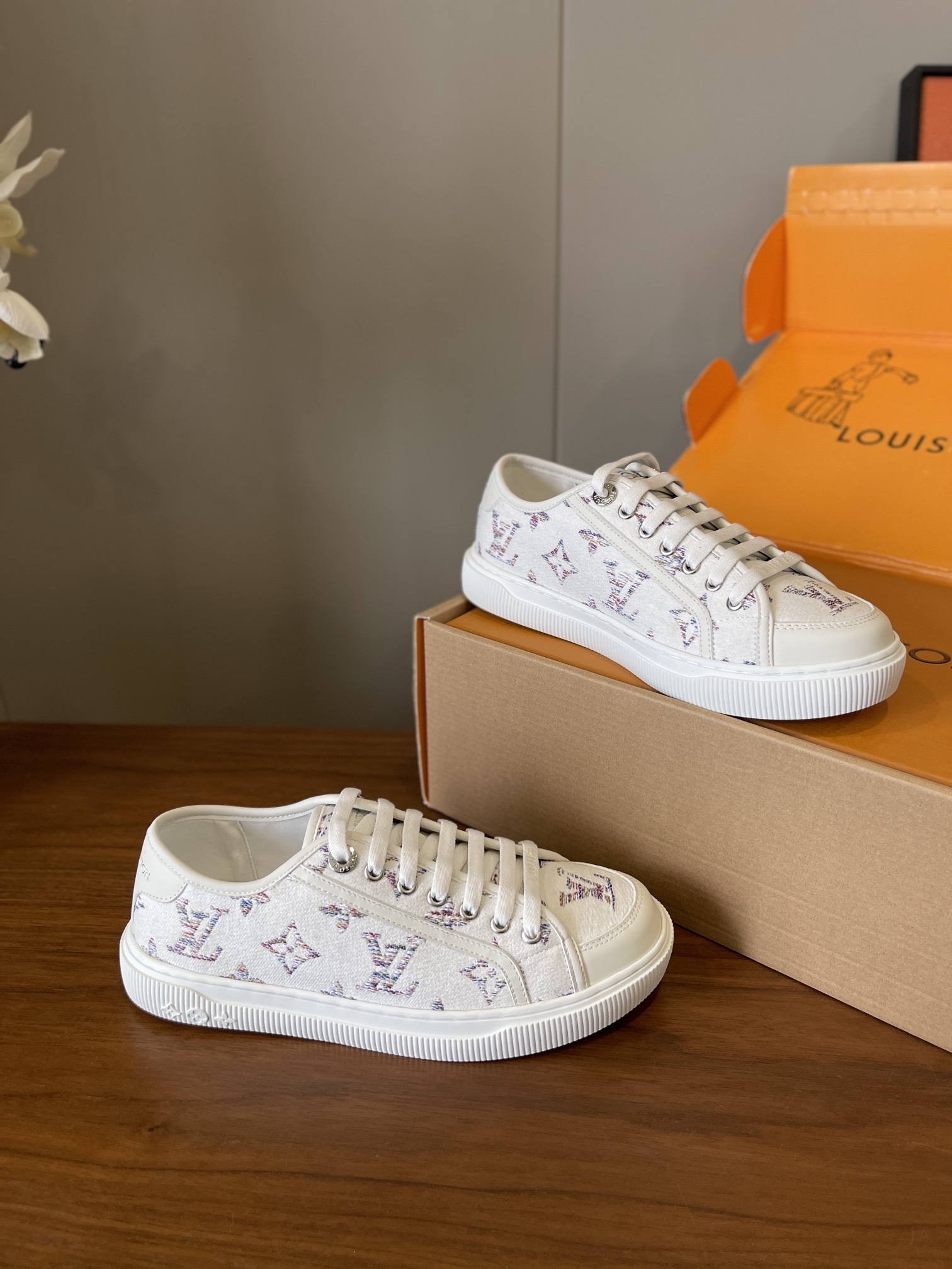 Louis Vuitton Time Out Sneakers Monogram Canvas - Multicolor