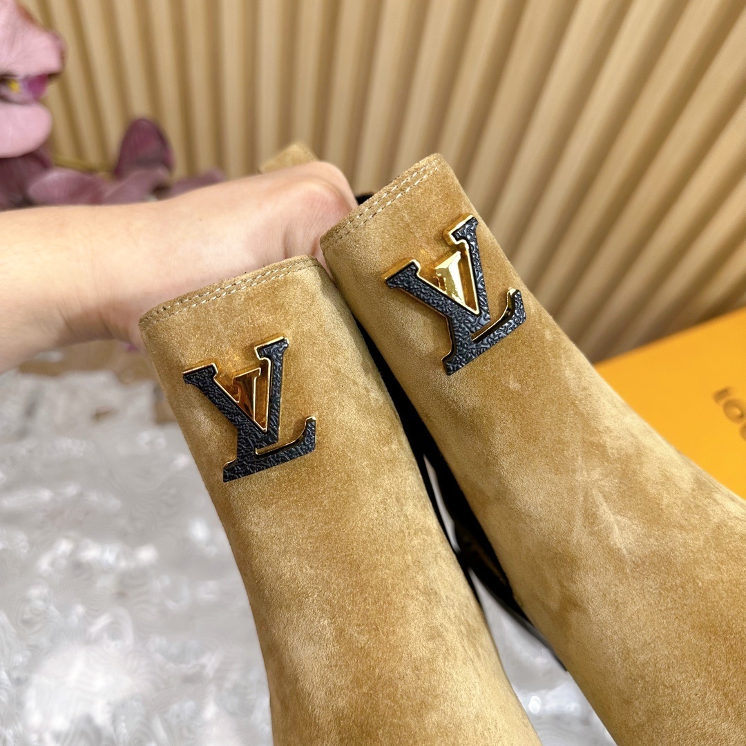 Louis Vuitton Women's Tan Suede Chelsea Ankle Boots with Gold LV Logo