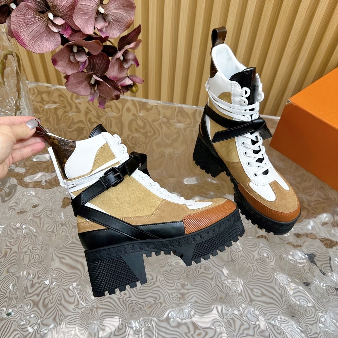 LV Laureate Platform Desert Boots Women's Designer Ankle Boots