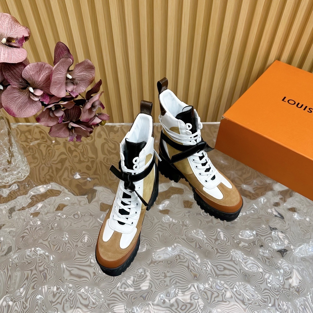 LV Laureate Platform Desert Boots Women's Designer Ankle Boots