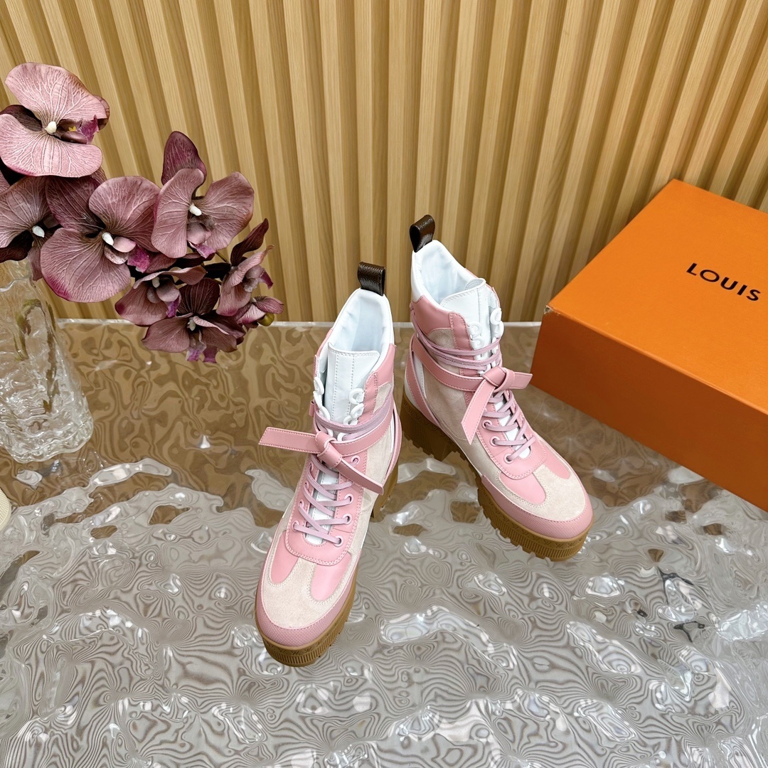 Women's Luxury Pink & White Platform Combat Boots - Stylish Booties