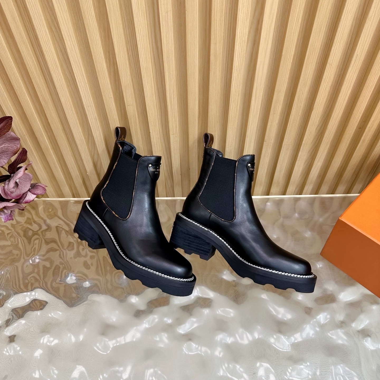 Louis Vuitton Territory Chelsea Boots - Black Calf Leather