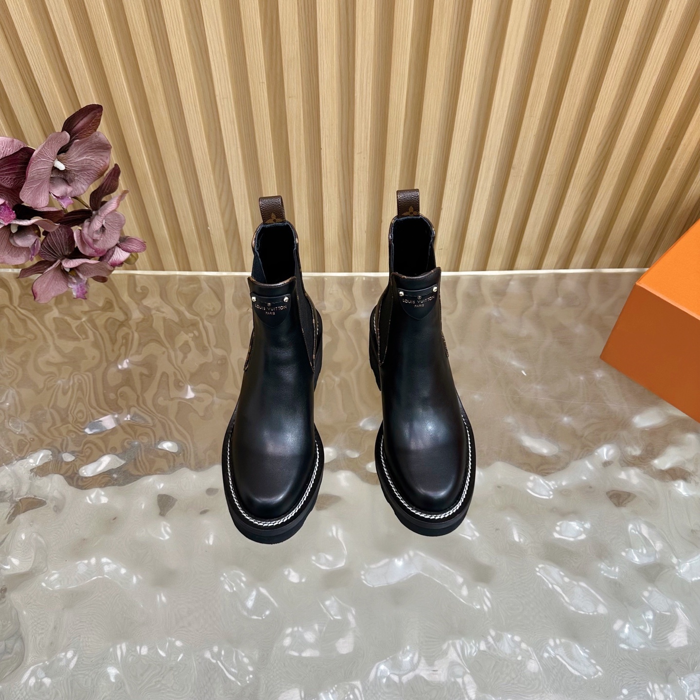 Louis Vuitton Territory Chelsea Boots - Black Calf Leather